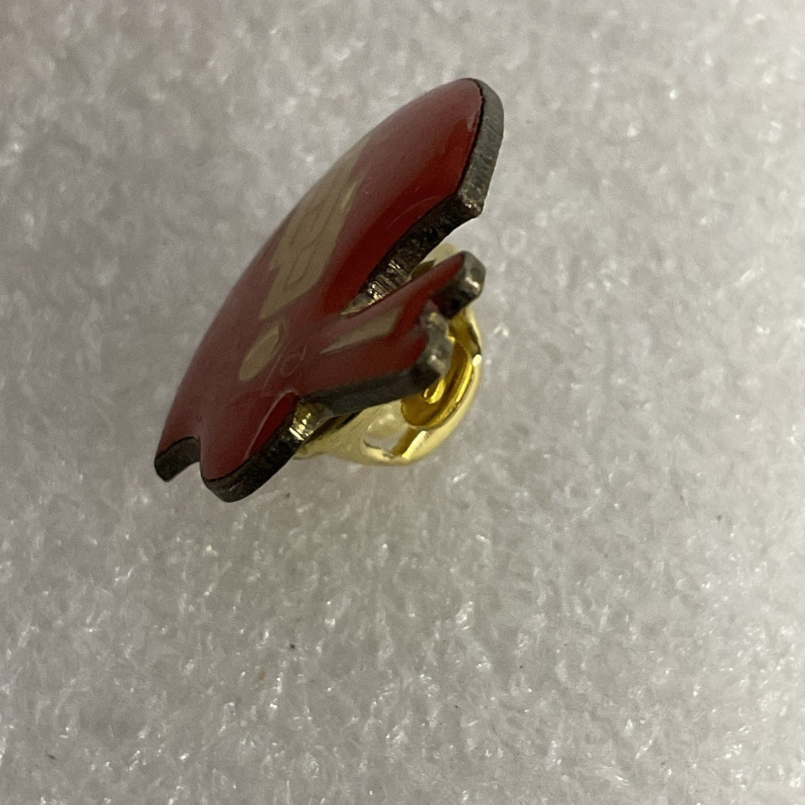 Vintage Oklahoma Sooners Enamel Football Helmet Pin NCAA College Sports Memorabi - Image 8