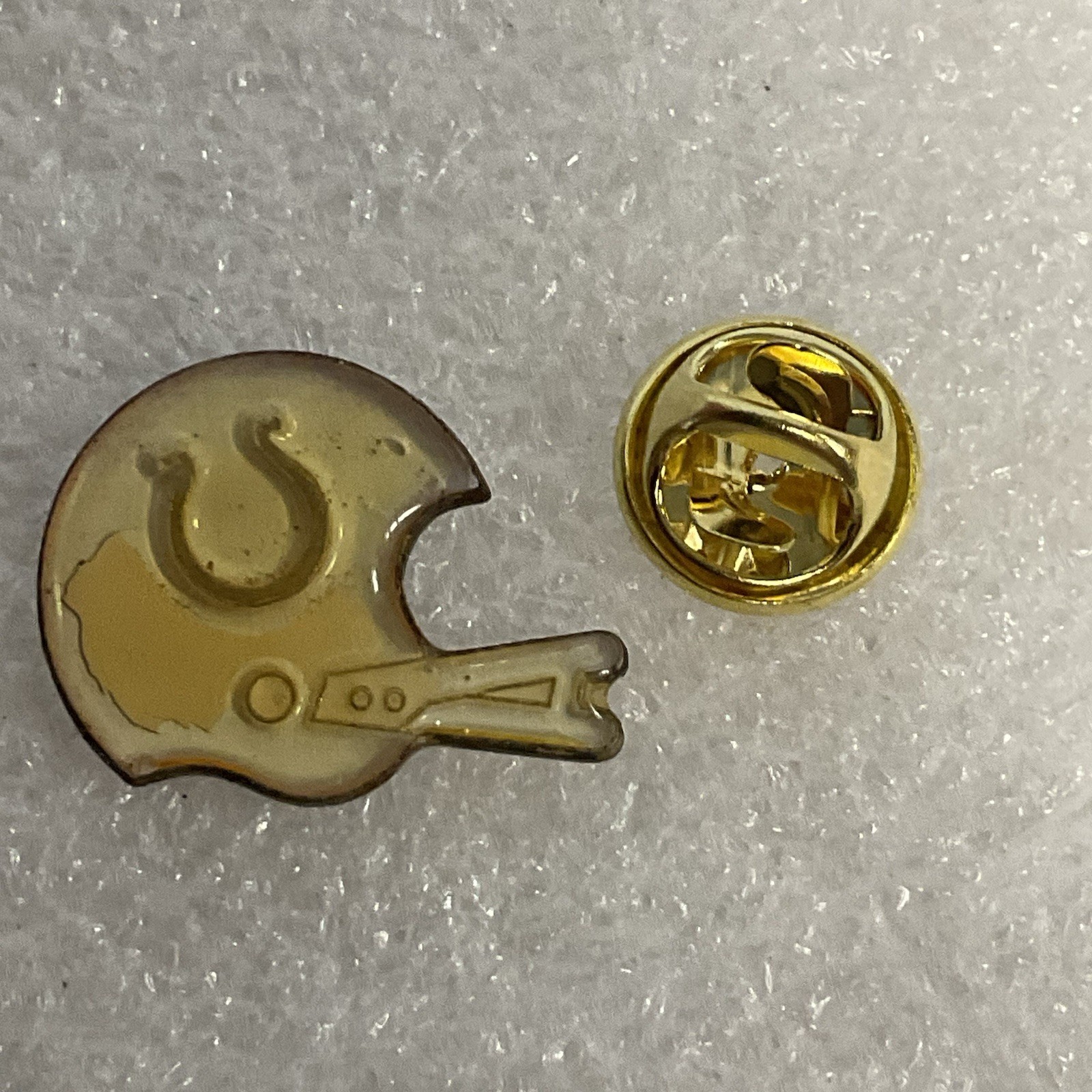 Indianapolis Colts NFL Helmet Lapel Vintage Pin Football Collectible Memorabilia - Image 4