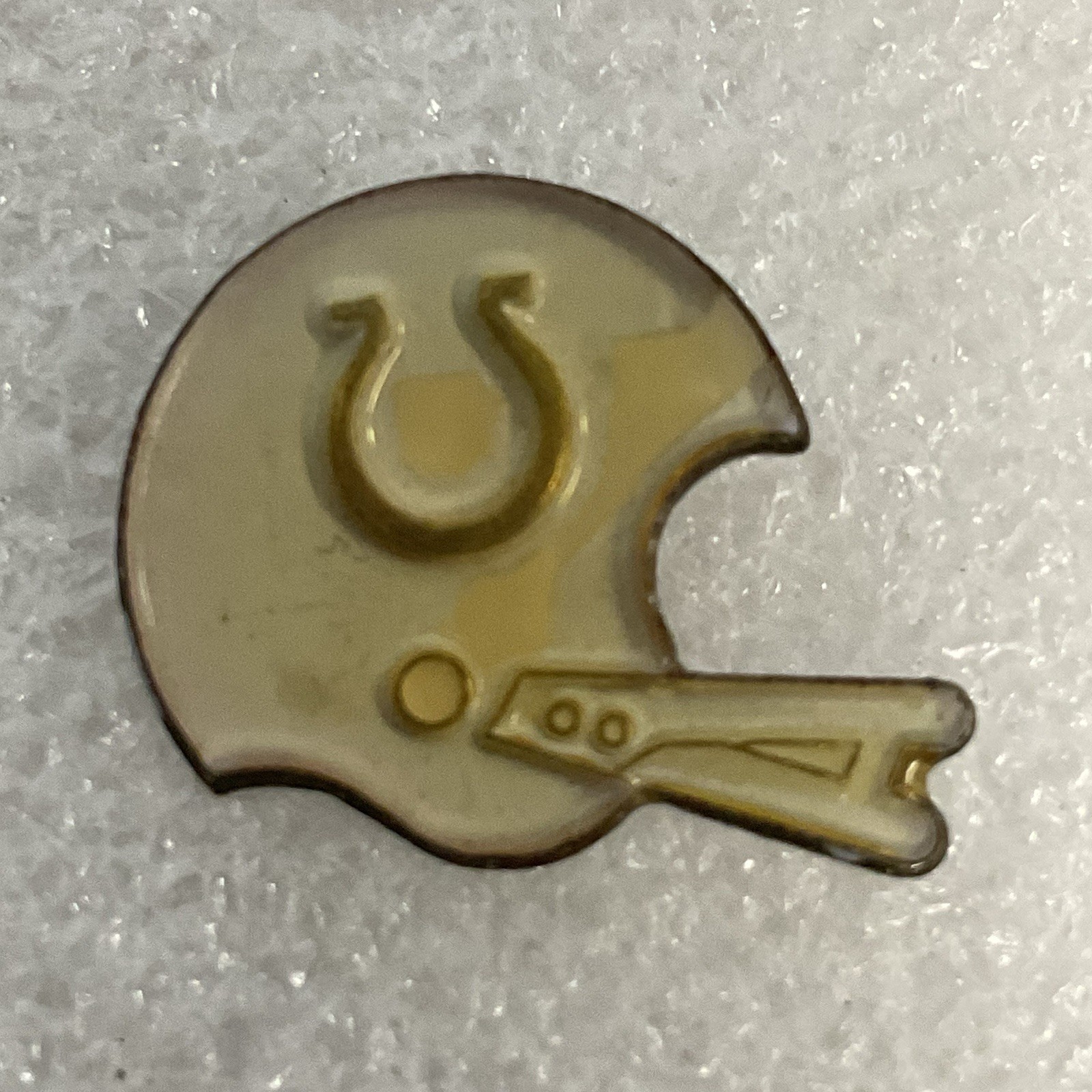 Indianapolis Colts Football Helmet Pin Badge NFL Memorabilia VTG Collectible - Image 1