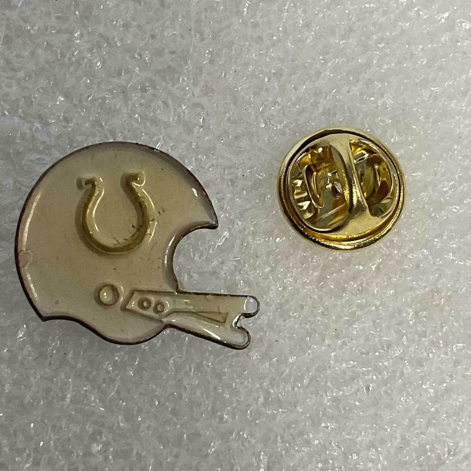 Oklahoma VTG Sooners Football Helmet Pin NCAA Metal Enamel Lapel Badge - Image 4
