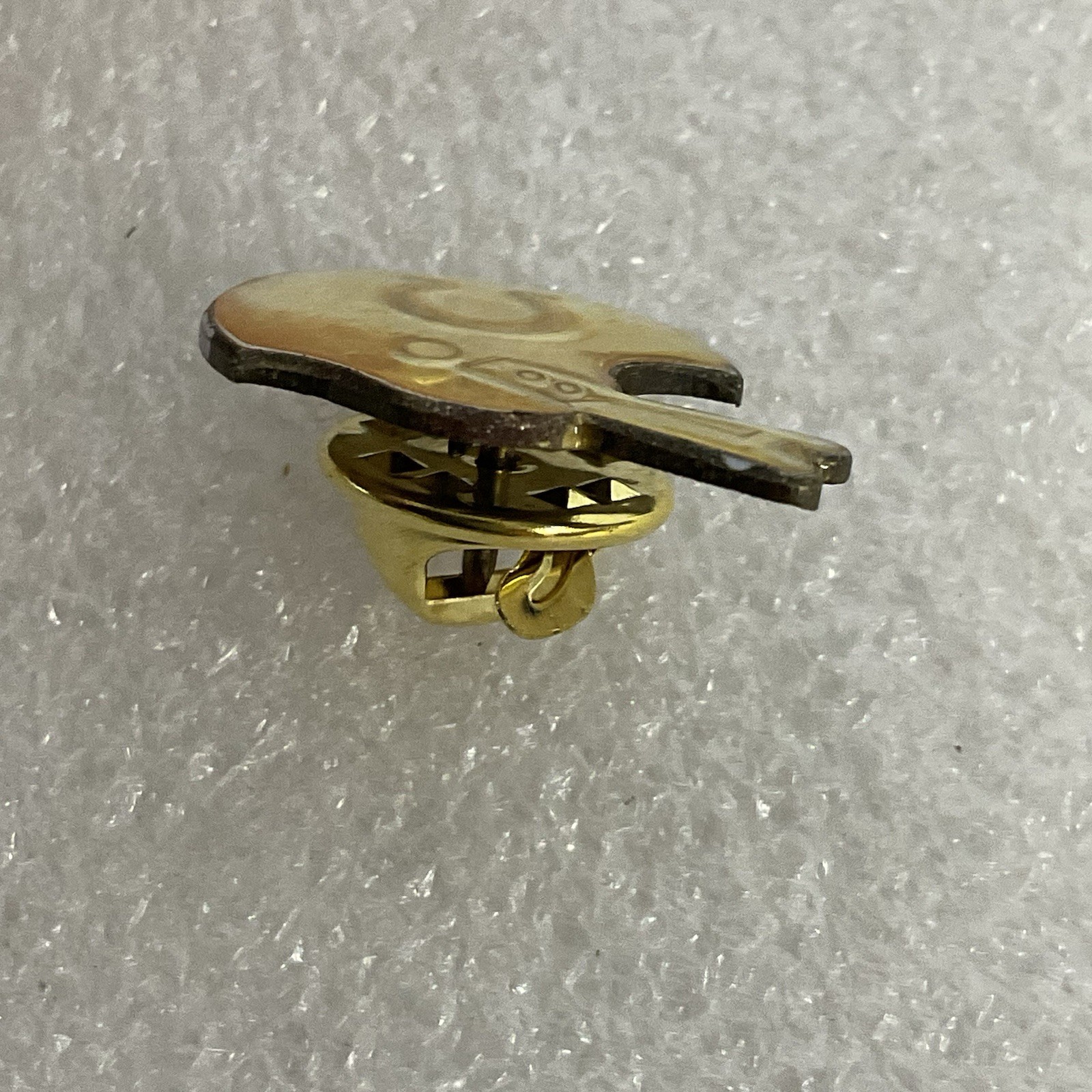 Indianapolis Colts Football Helmet Pin Badge NFL Memorabilia VTG Collectible - Image 8