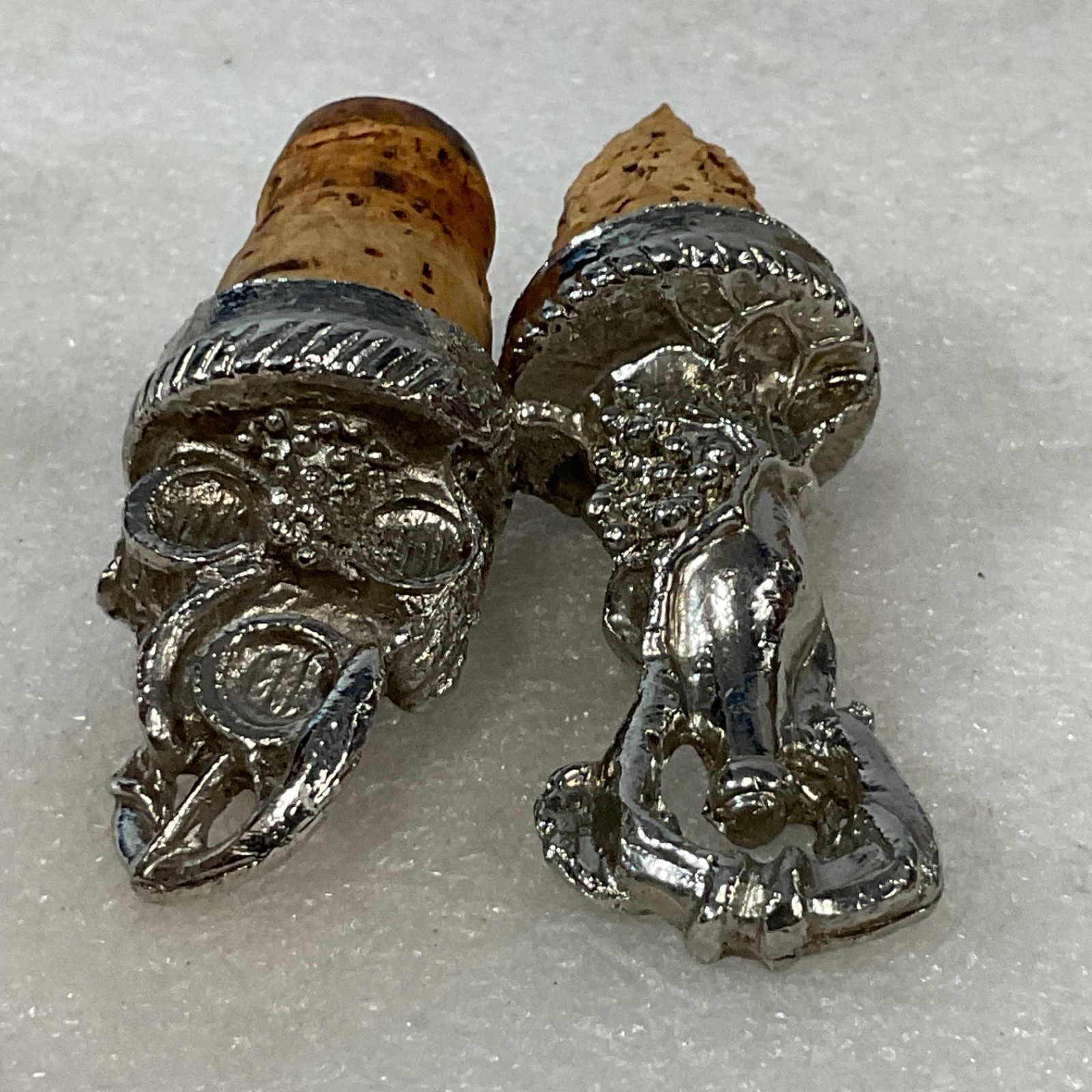 2 Metal Top Wine Bottle Cork Stoppers Grape Barrel Figural Barware - Image 7