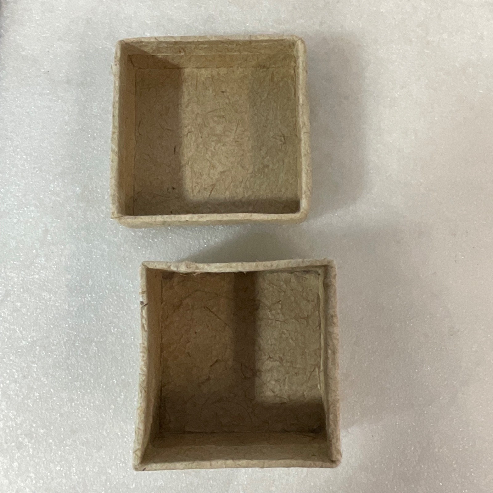Fibrous Paper Trinket Box Endless Knot Design 4in Square - Image 8