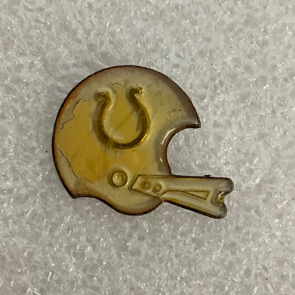 Indianapolis Colts NFL VTG Helmet Lapel Pin Football Collectible Memorabilia - Image 1