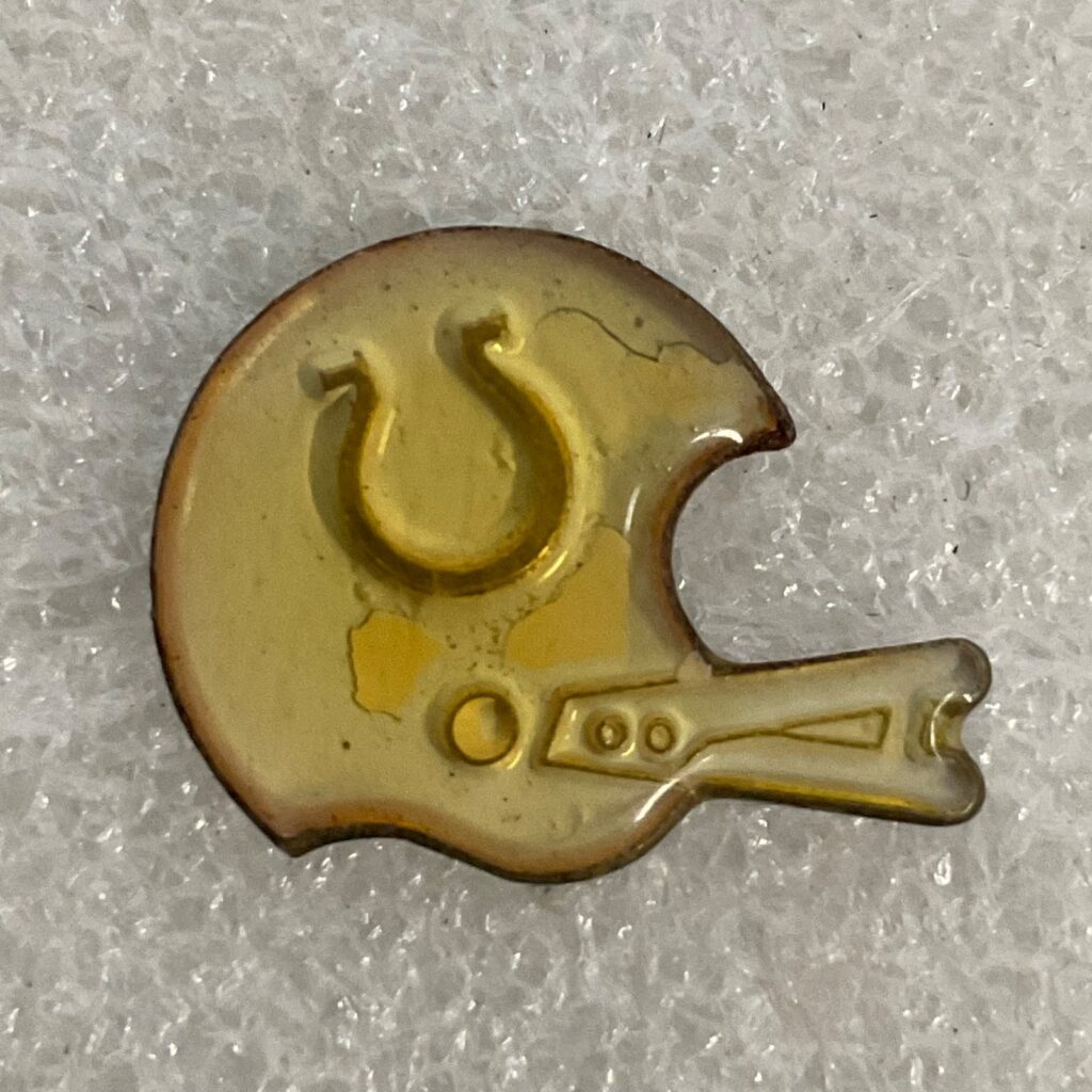 Indianapolis Colts VTG NFL Helmet Lapel Pin Football Collectible Memorabilia - Image 1