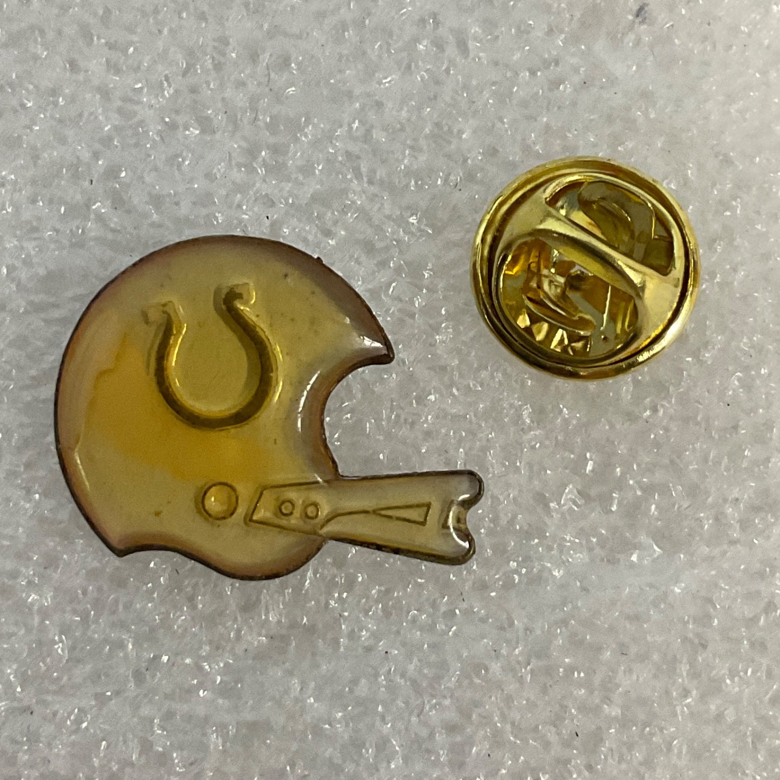Indianapolis Colts NFL Helmet Lapel Pin VTG Football Collectible Memorabilia - Image 4