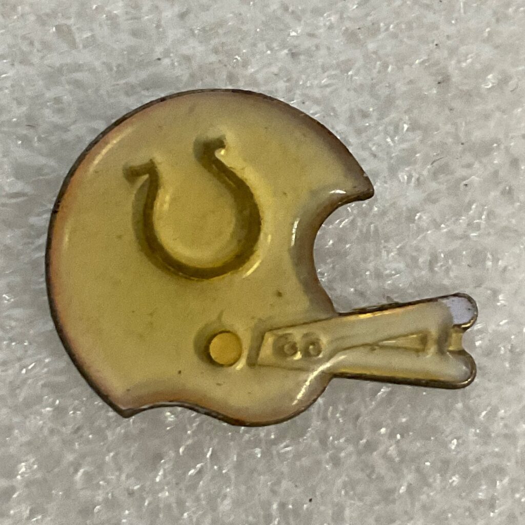 Indianapolis Colts NFL Helmet Lapel VTG Pin Football Collectible Memorabilia - Image 1