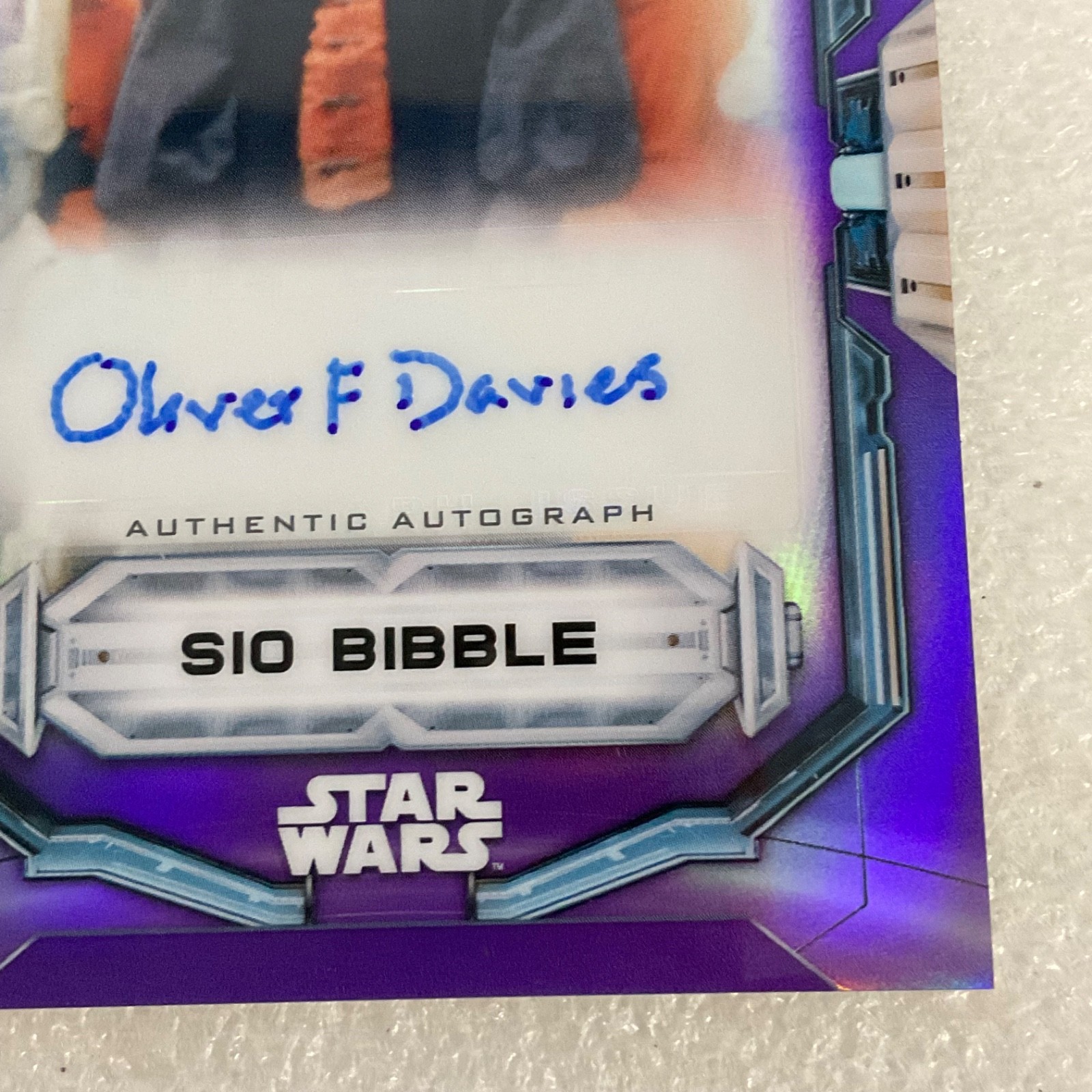 2022 Topps Finest Star Wars Sio Bibble Auto FA-OFD /299 Oliver Ford Davies - Image 4