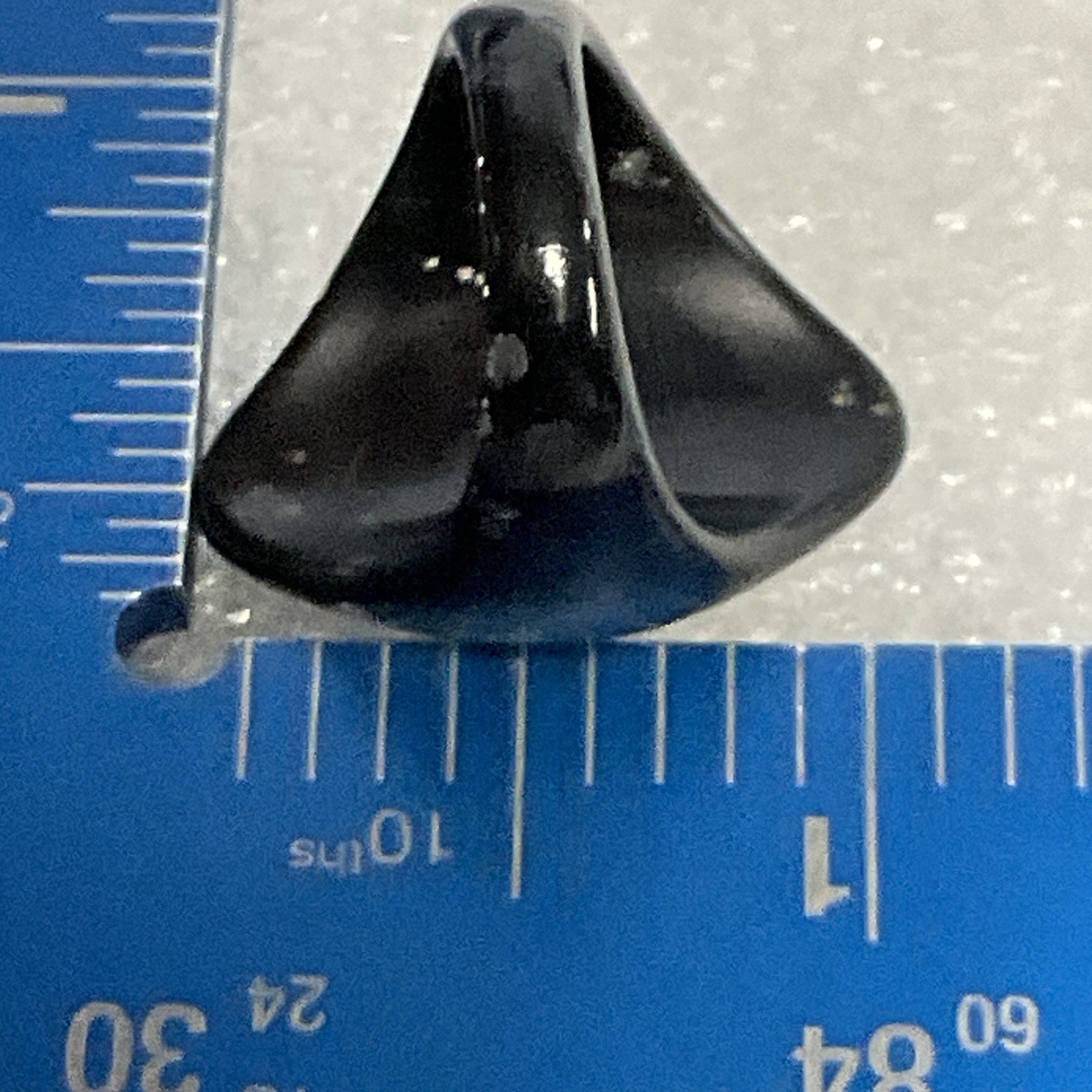 Vintage Black Floral Painted Plastic Ring Size 6.75 Handmade Retro Costume Jewel - Image 6
