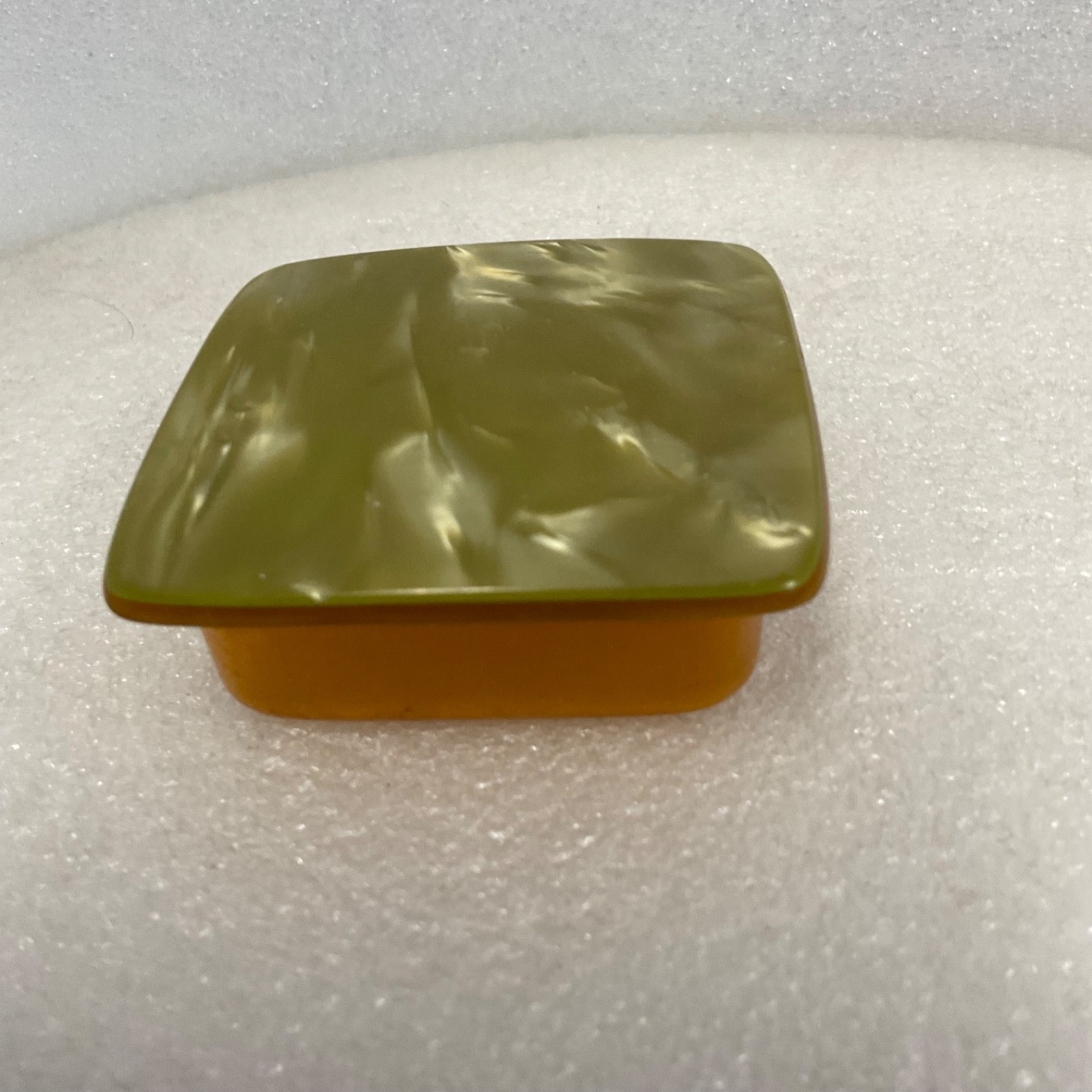 Small Square Plastic Trinket Box Green Lid Amber Base Storage Container - Image 1