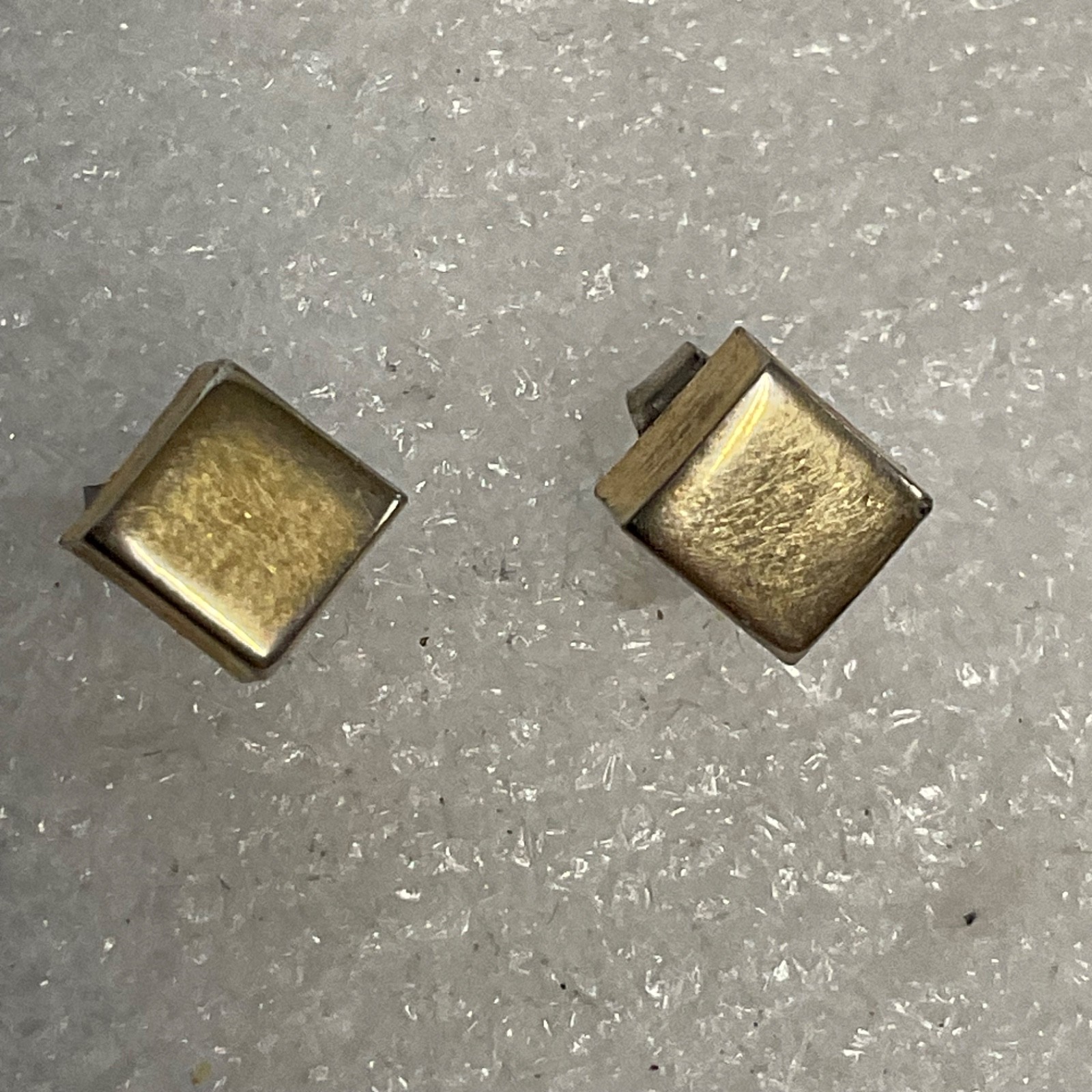 Vintage Gold Tone Square Stud Earrings 0.4in Minimalist Geometric Design 2.68g - Image 14