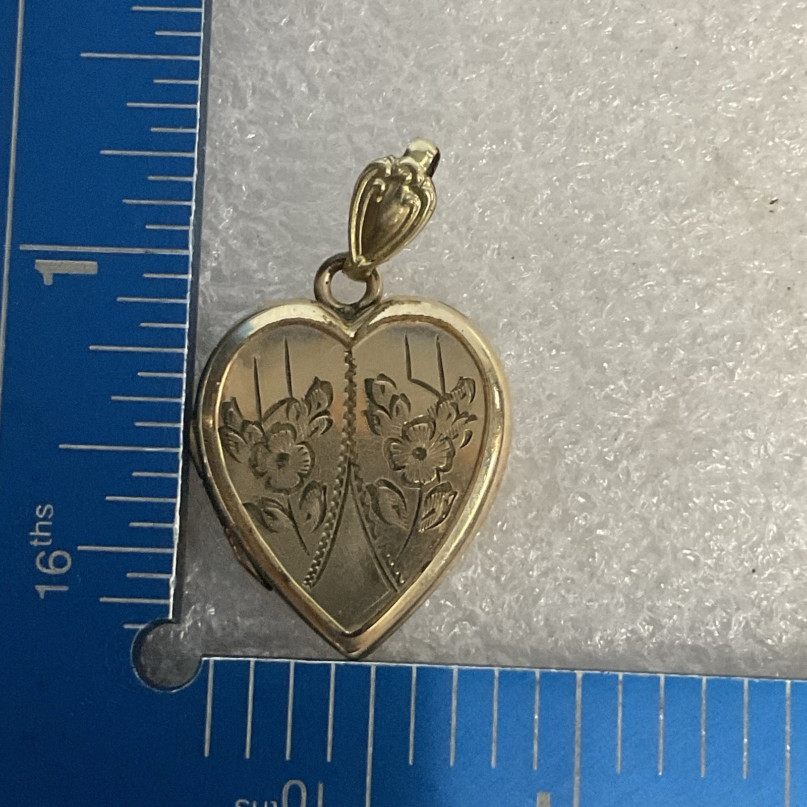 Vintage B.A. Ballou 1/20 10K GF Gold Heart Locket Pendant Floral Etched Jewelry - Image 5