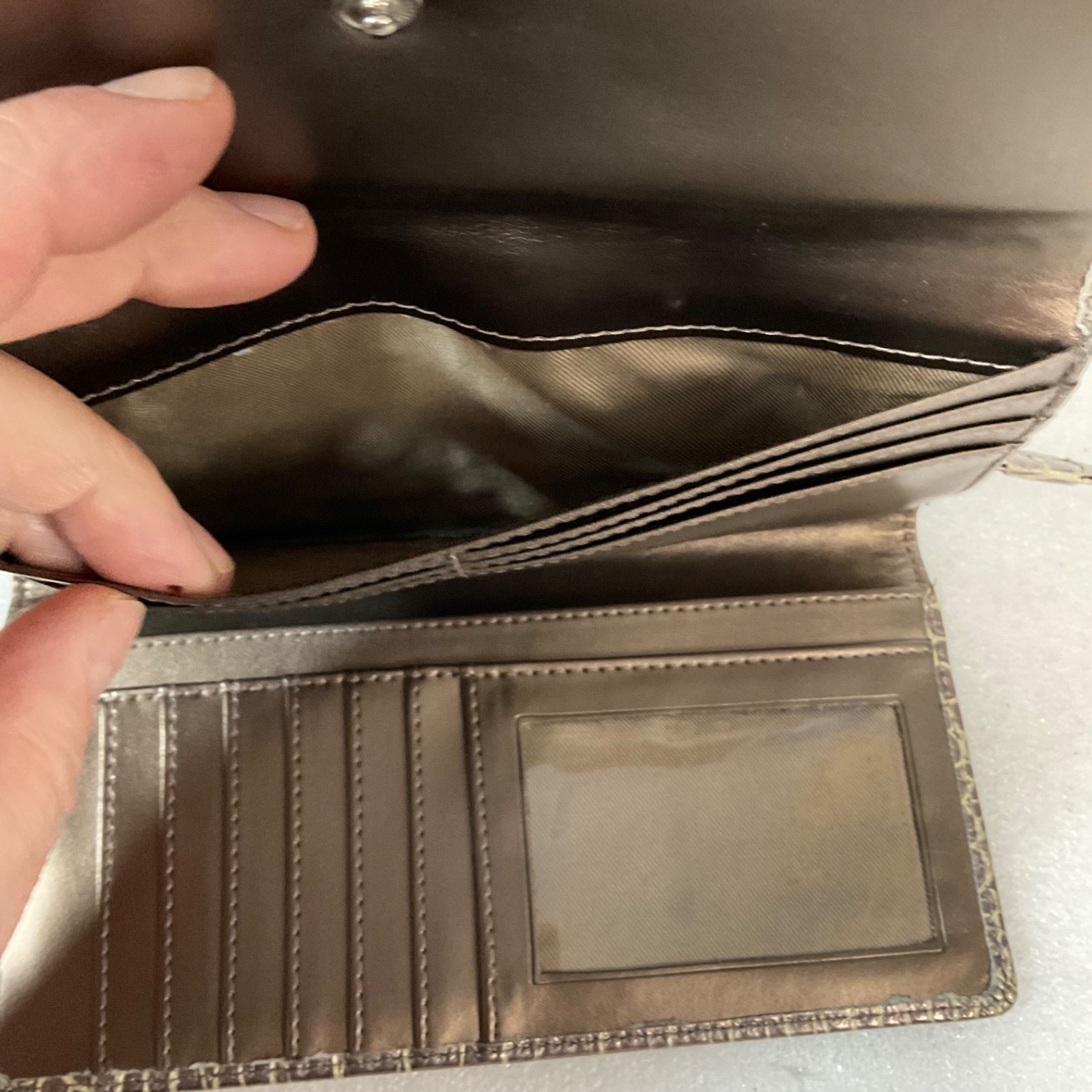 Womens Brown Croc Embossed Trifold Wallet Checkbook Card ID Holder - Image 6
