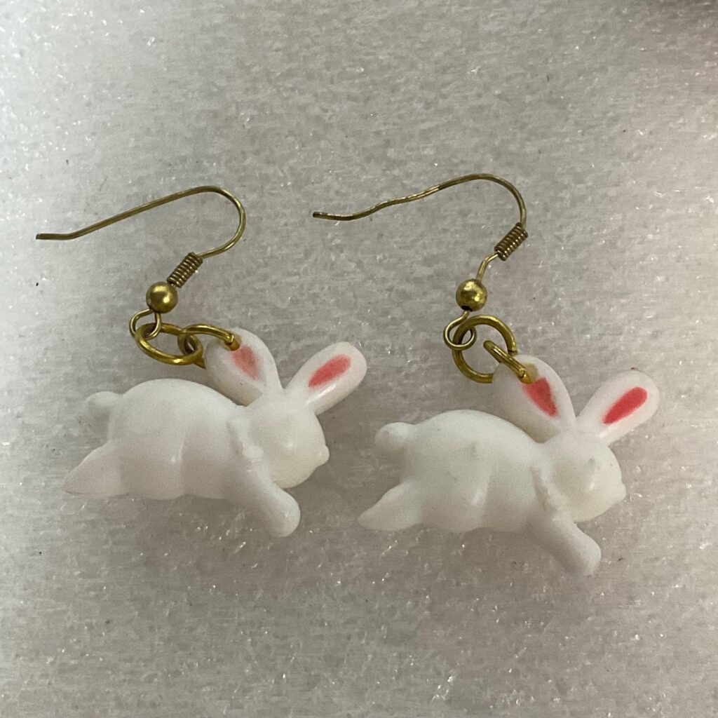 Vintage Bunny Rabbit Dangle Earrings White Pink Ears 1in 5.36g Cute Whimsical - Image 1