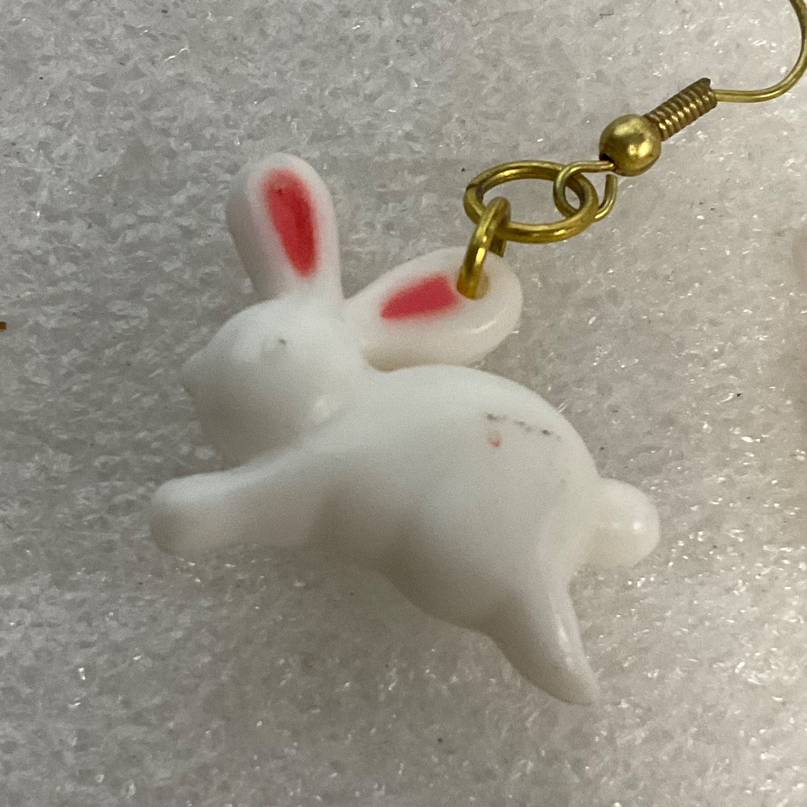 Vintage Bunny Rabbit Dangle Earrings White Pink Ears 1in 5.36g Cute Whimsical - Image 5