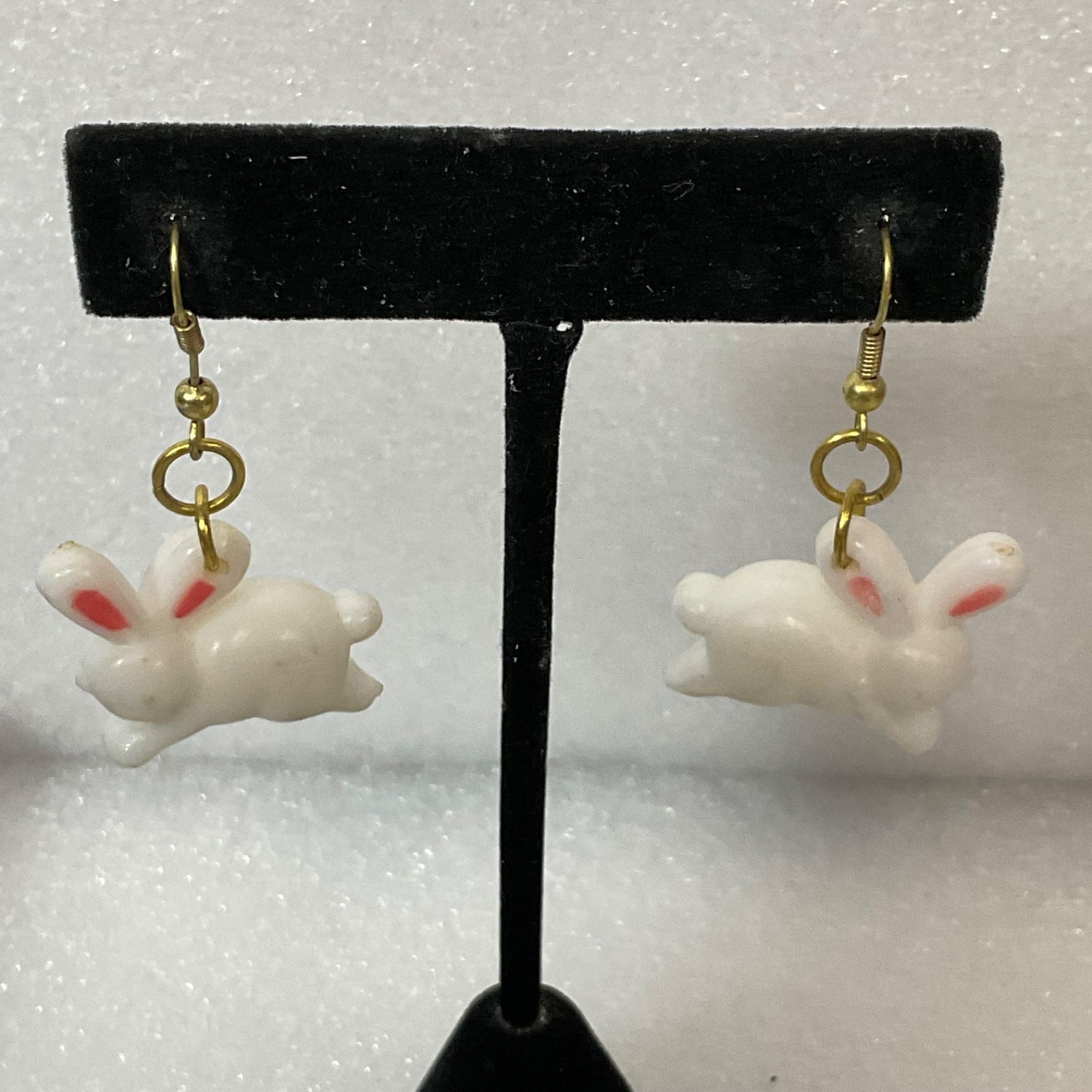 Vintage Bunny Rabbit Dangle Earrings White Pink Ears 1in 5.36g Cute Whimsical - Image 7