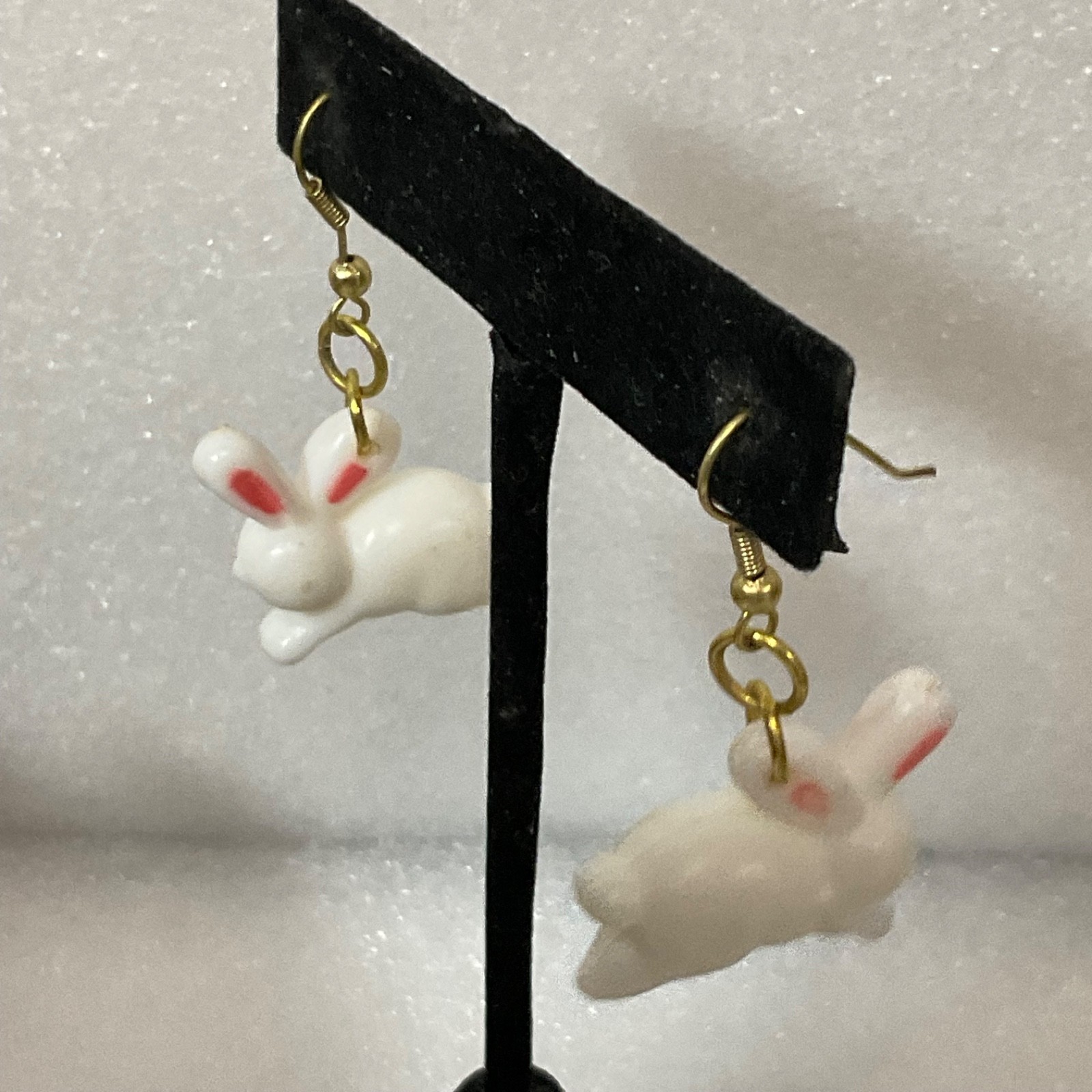 Vintage Bunny Rabbit Dangle Earrings White Pink Ears 1in 5.36g Cute Whimsical - Image 10