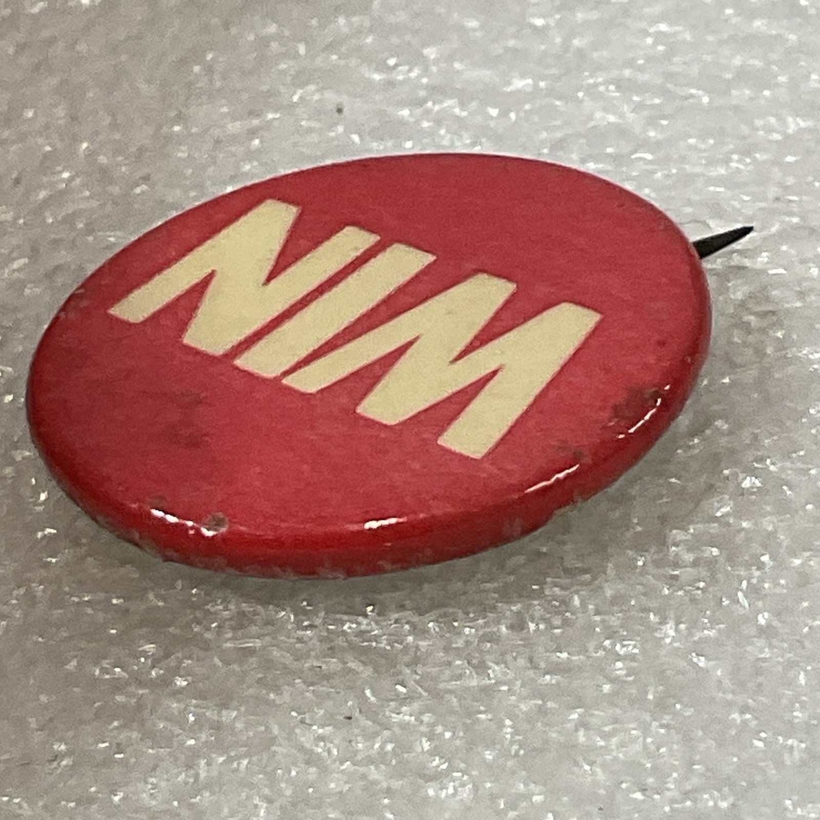 Win Red & White Vintage 1” Button Pin Pinback Made By NG Slater Corp - Image 7