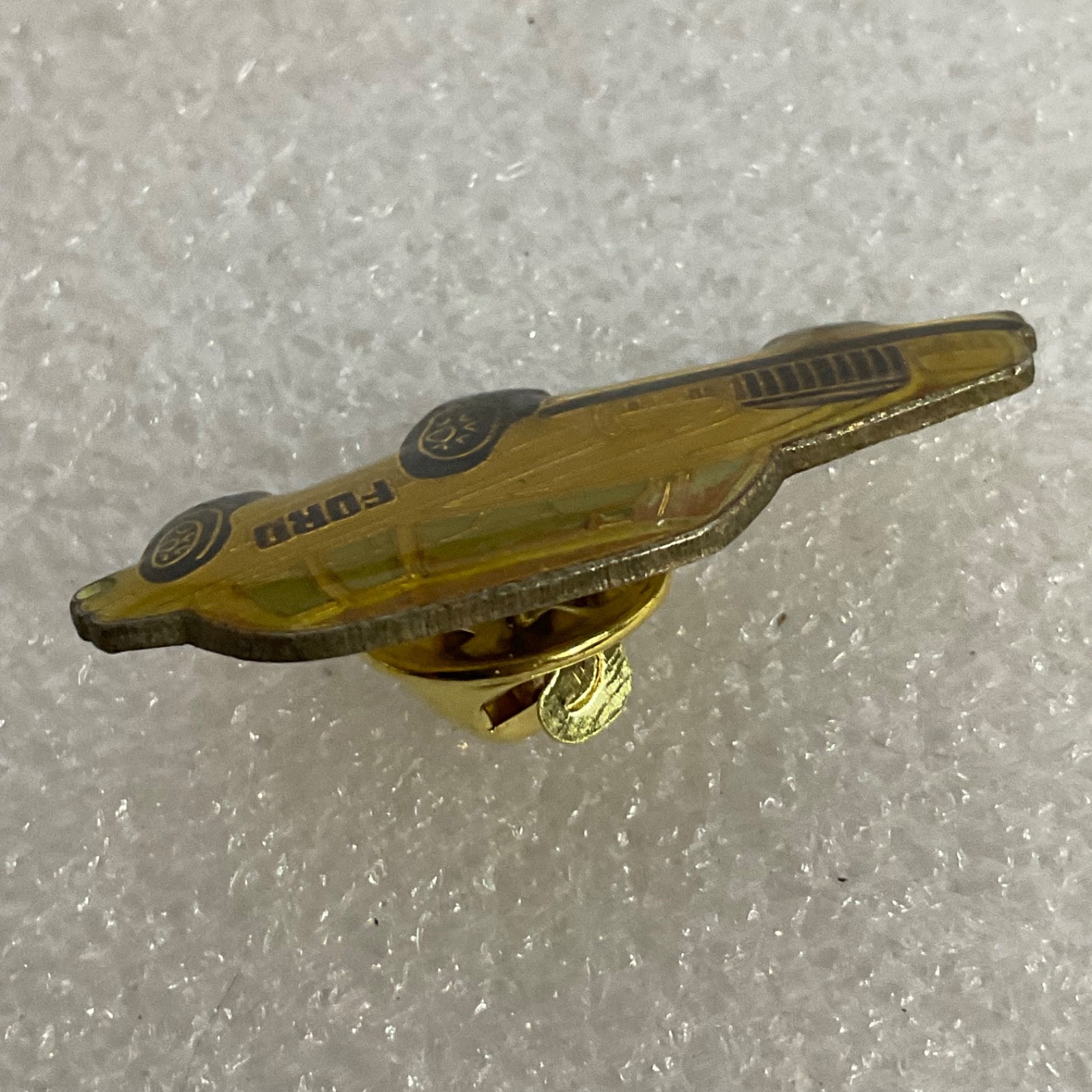 Ford Car Lapel Pin Badge Gold Tone Automobile Vintage Collectible Memorabilia - Image 7