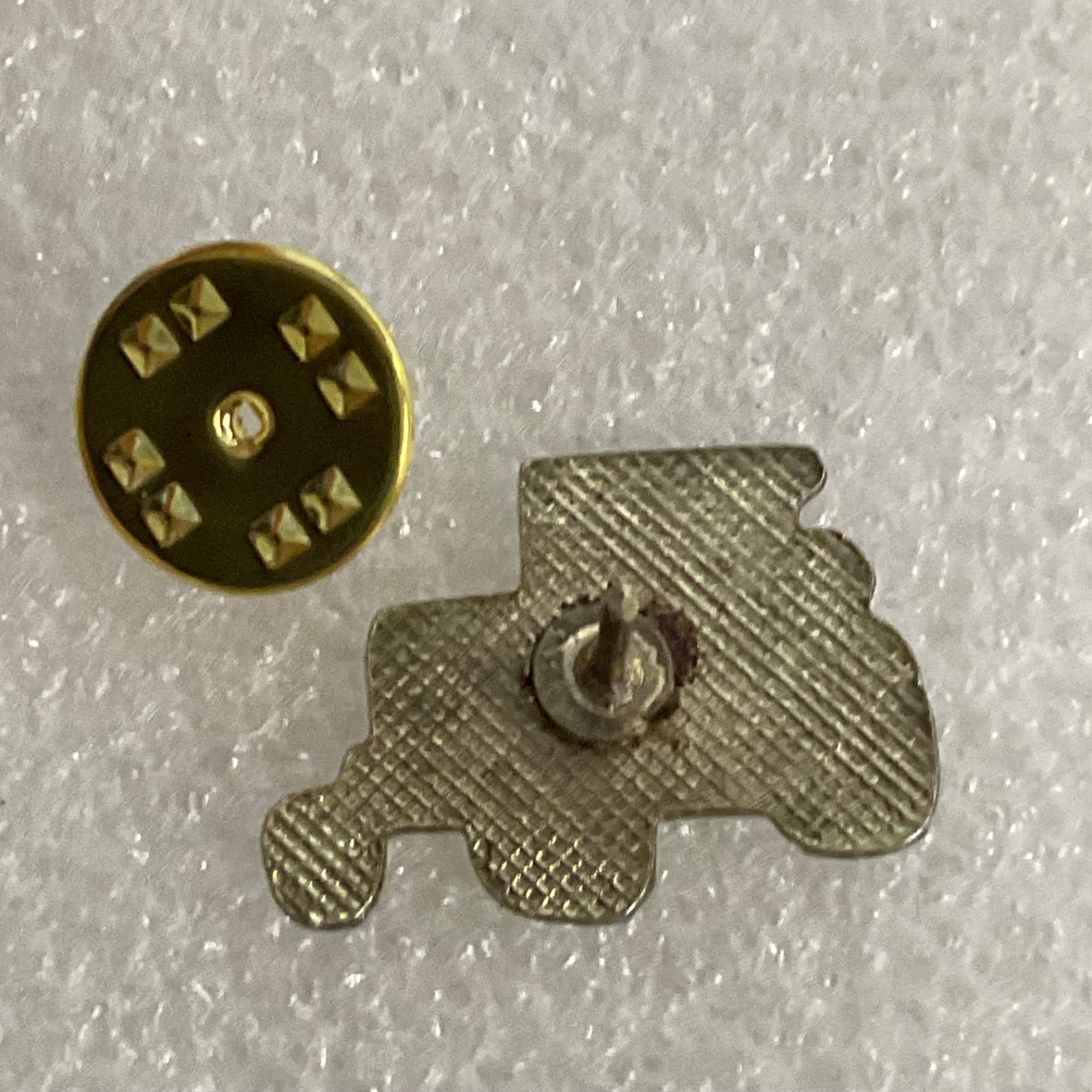 Green Tractor Vintage Lapel Pin Farm Equipment Collectible Tie Tack Enamel Badge - Image 5