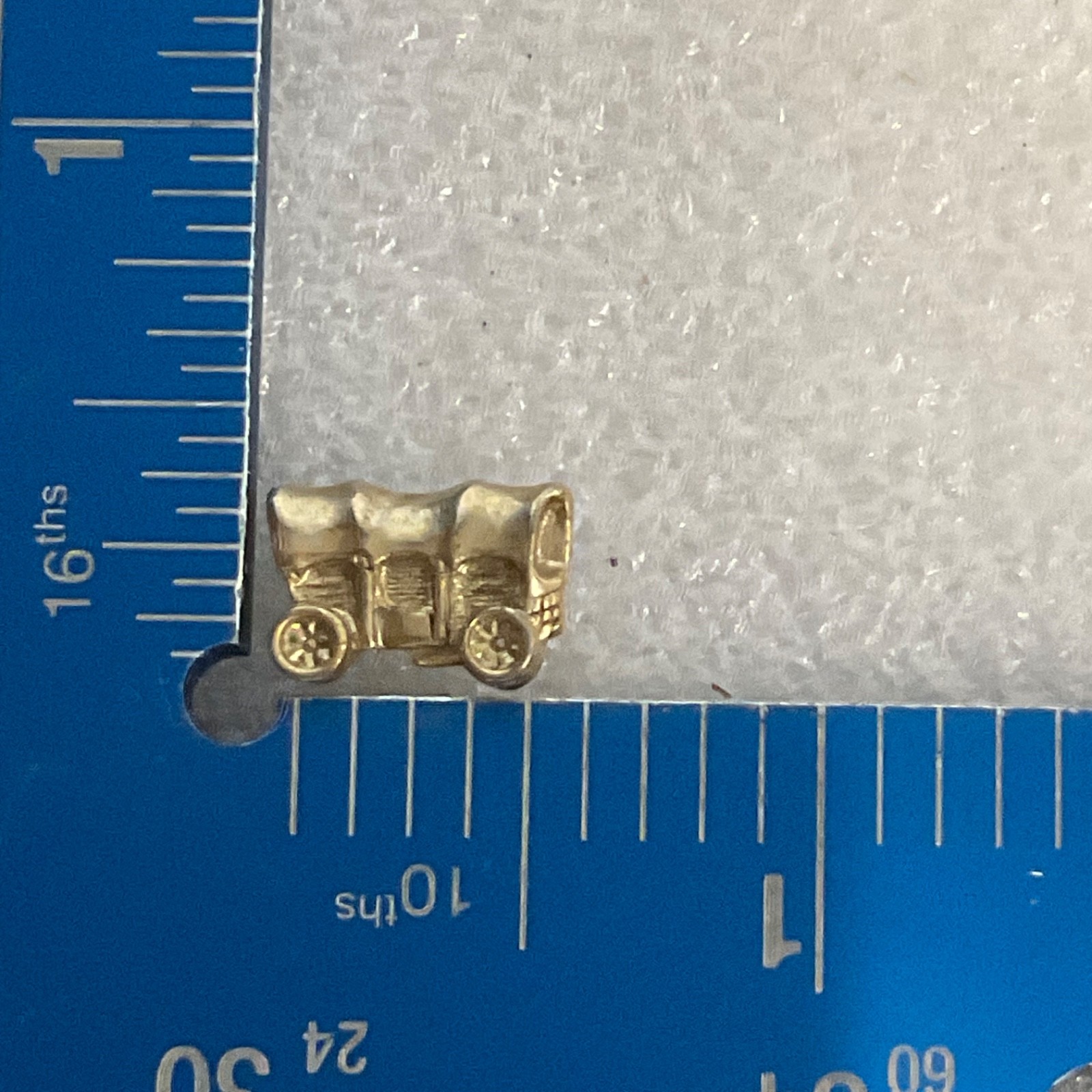 Vintage Gold Tone Covered Wagon Lapel Pin Western Pioneer Trail Tie Tack Hat Pin - Image 3
