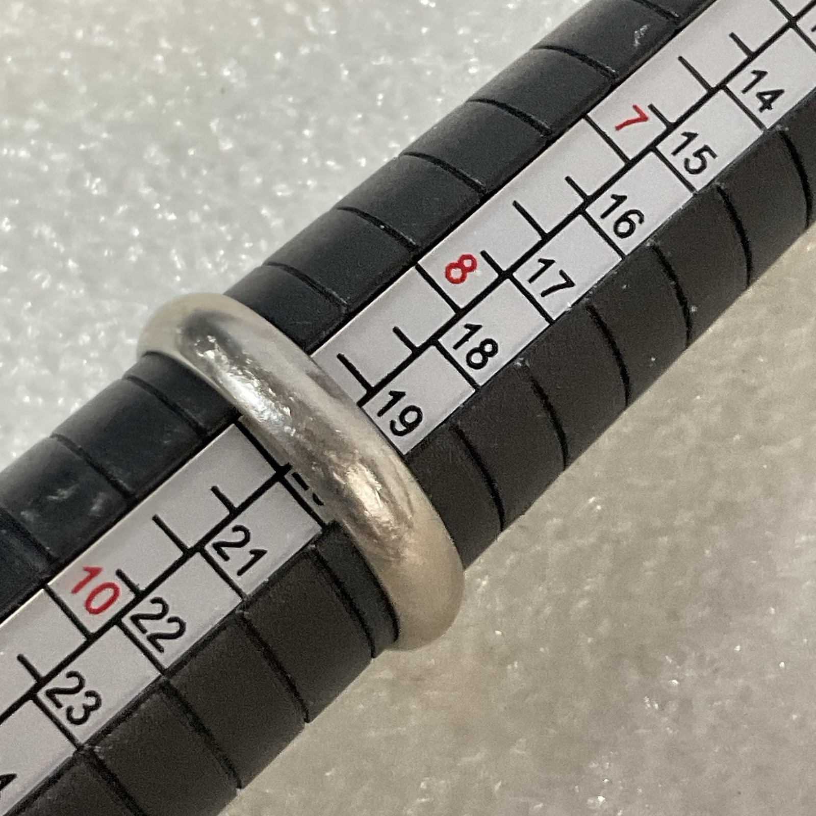 Silver Tone Band Ring Size 9 Unisex Simple Classic Fashion Jewelry - Image 6