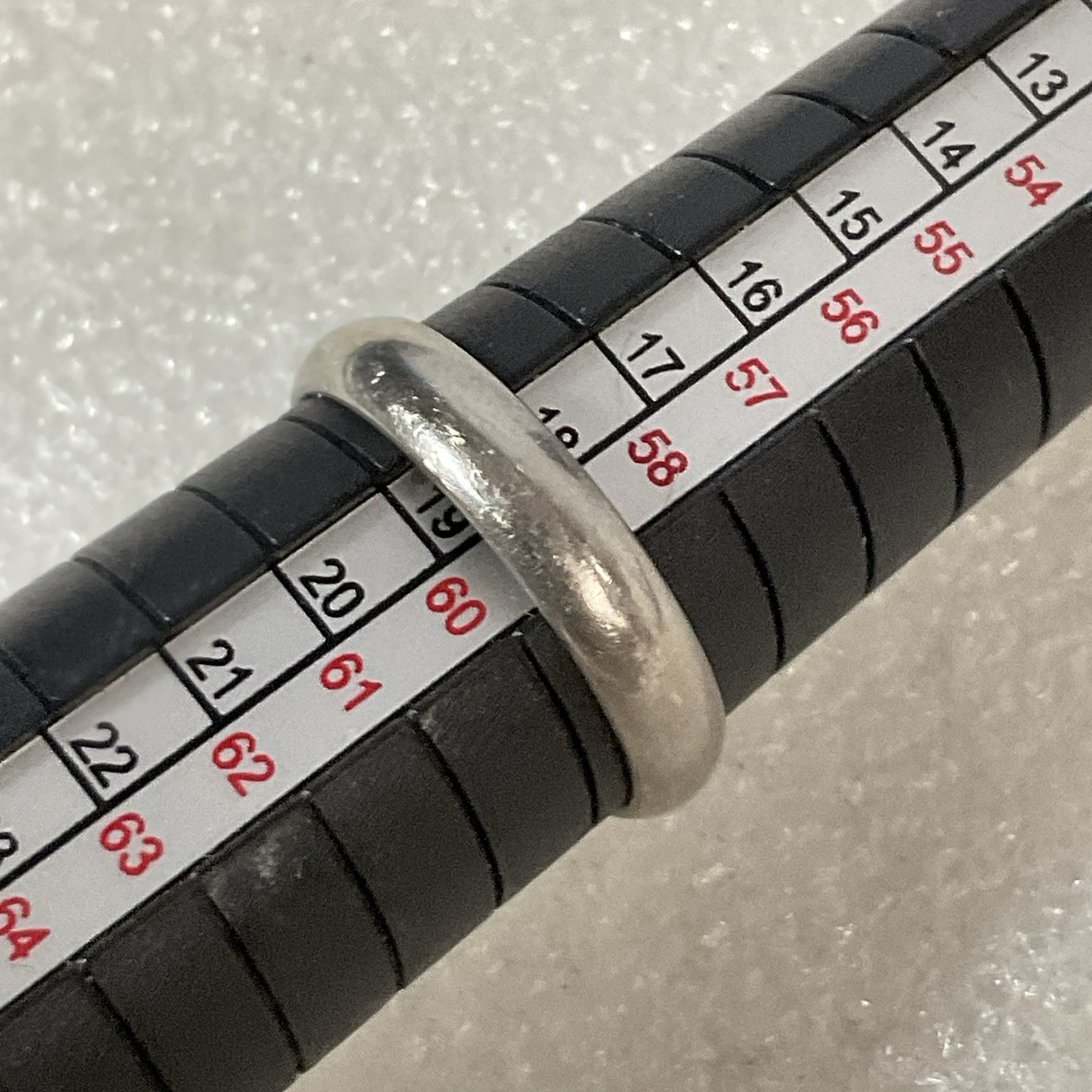 Silver Tone Band Ring Size 9 Unisex Simple Classic Fashion Jewelry - Image 8