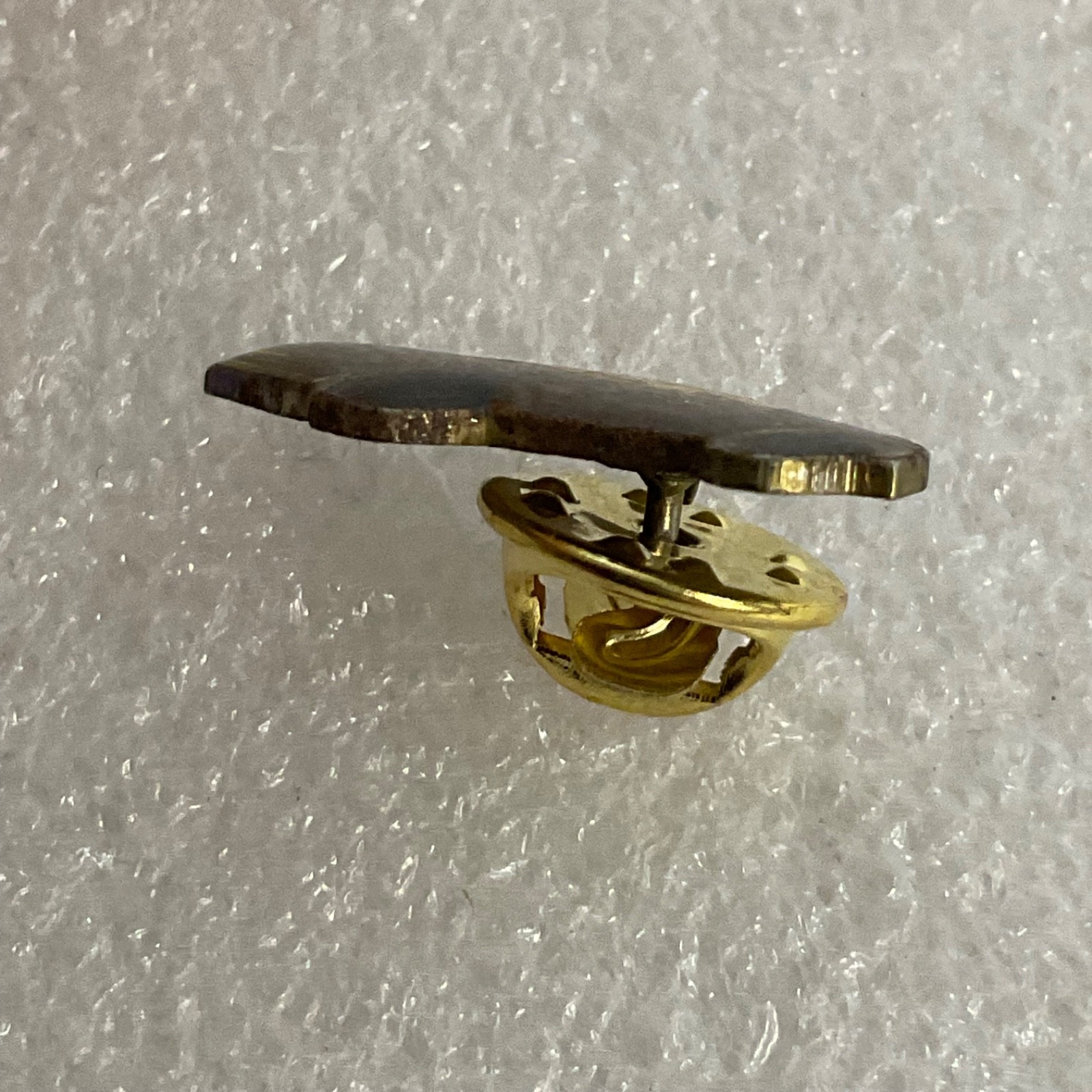 Vintage Muscle Car Lapel Pin Gold Tone Collectible Classic Auto Tie Tac Badge - Image 8