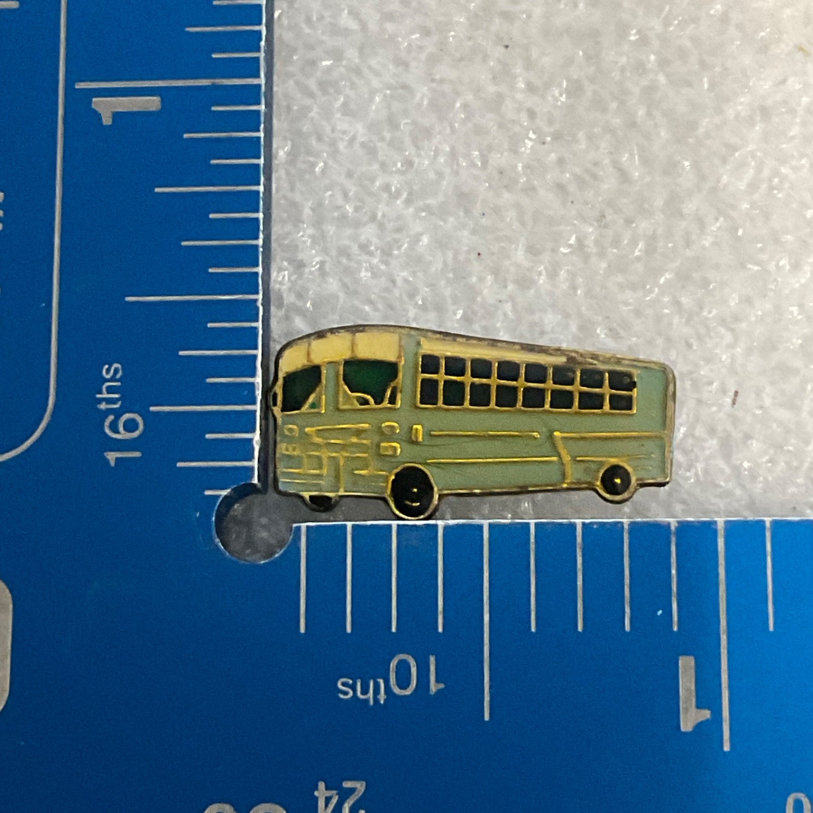 VTG School Bus Pin Badge Green Gold Enamel Lapel Transportation Collectible - Image 3