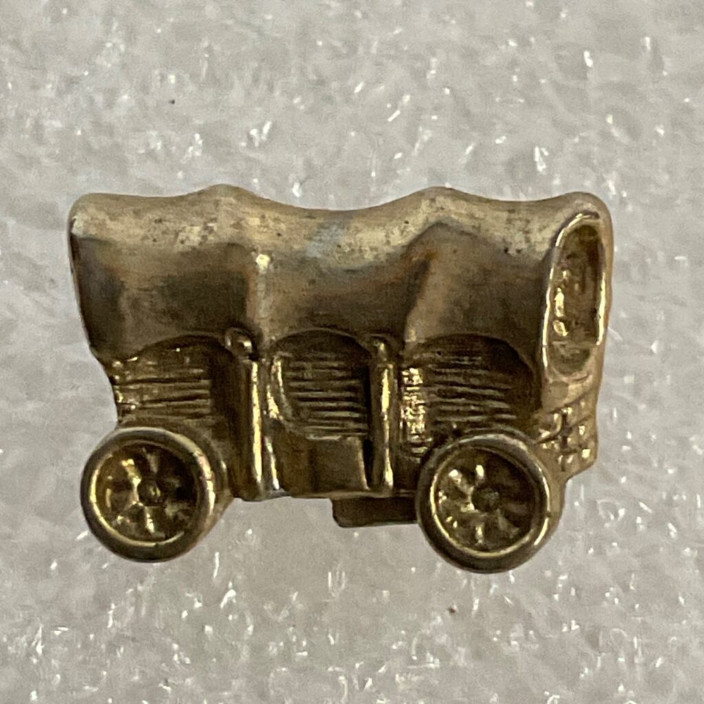 Gold Tone Covered Wagon Lapel Vintage Pin Western Pioneer Trail Tie Tack Hat Pin - Image 1