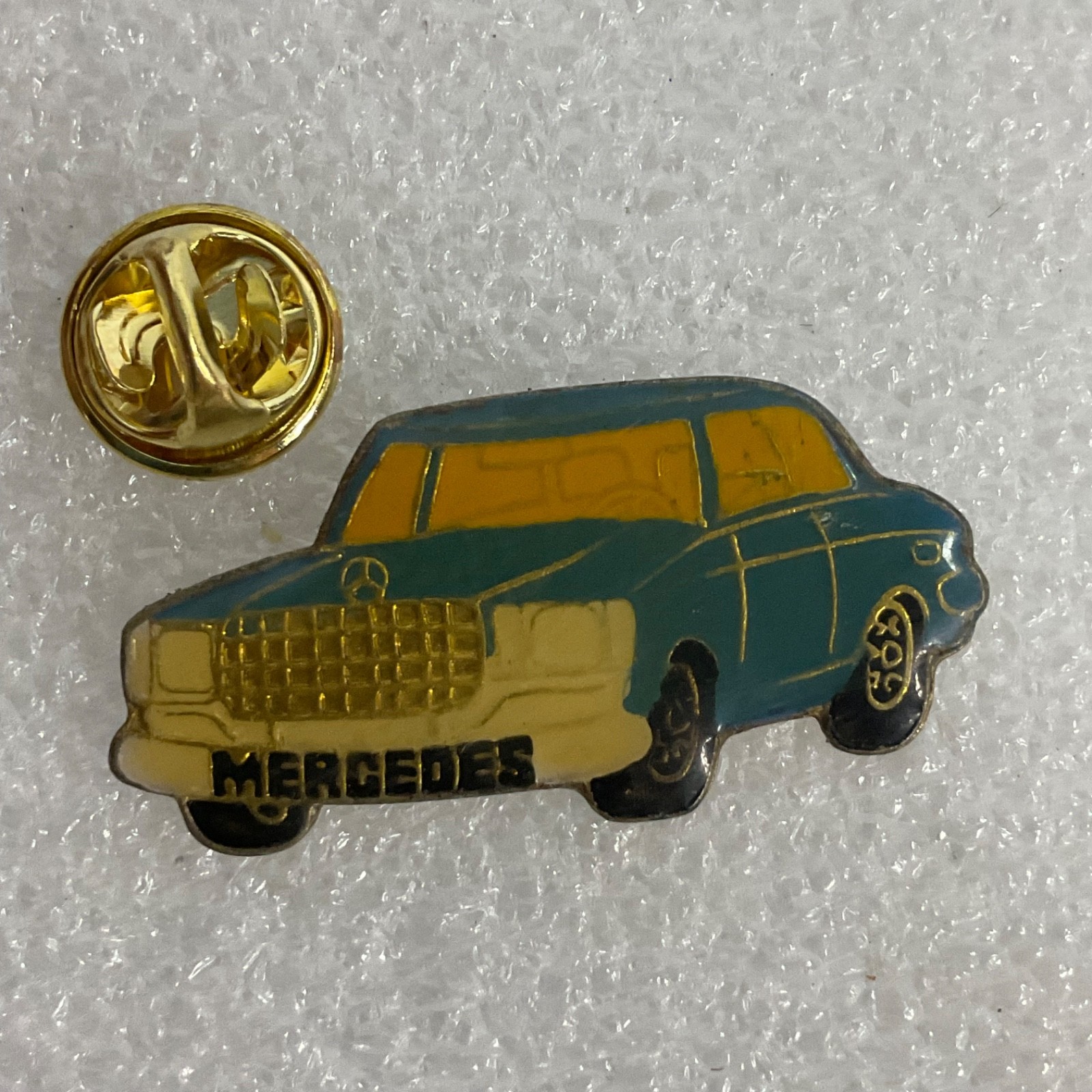 Vintage Mercedes Benz Car Pin Badge Auto Collectible Classic Enamel Lapel - Image 4