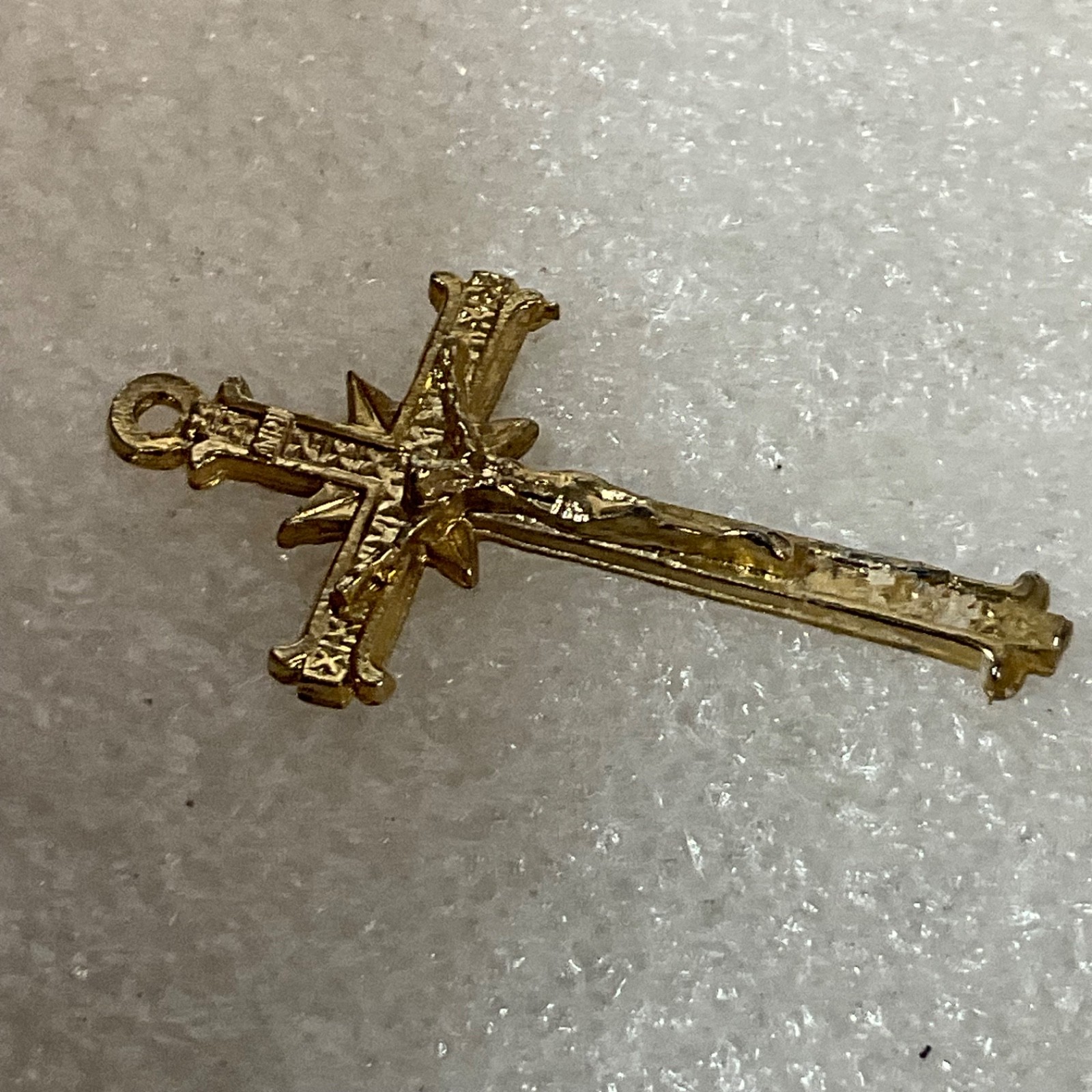 Vintage Gold Tone Crucifix Cross Pendant 1.5in Religious Christian Jewelry 1.19g - Image 6