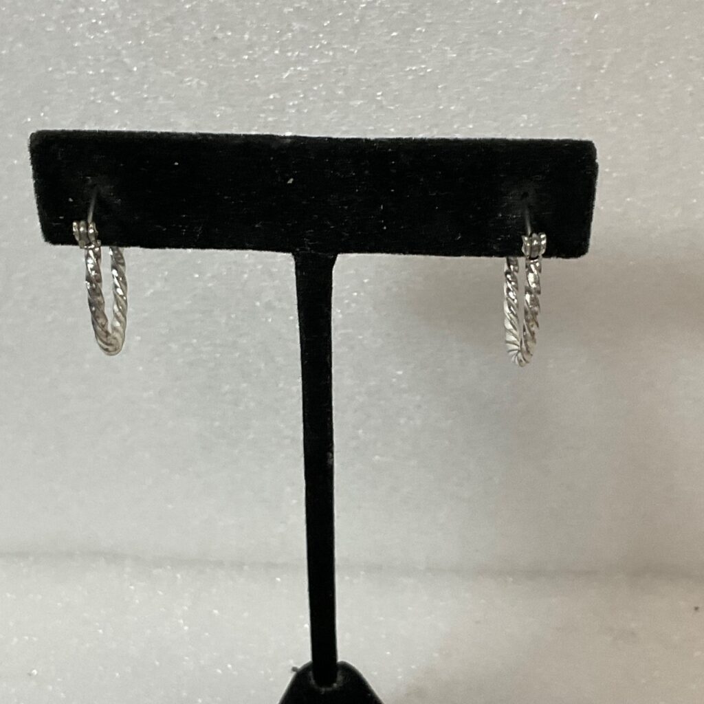 Vintage Silver Tone Hoop Earrings 1in 2.07g Twisted Rope Design Jewelry - Image 1