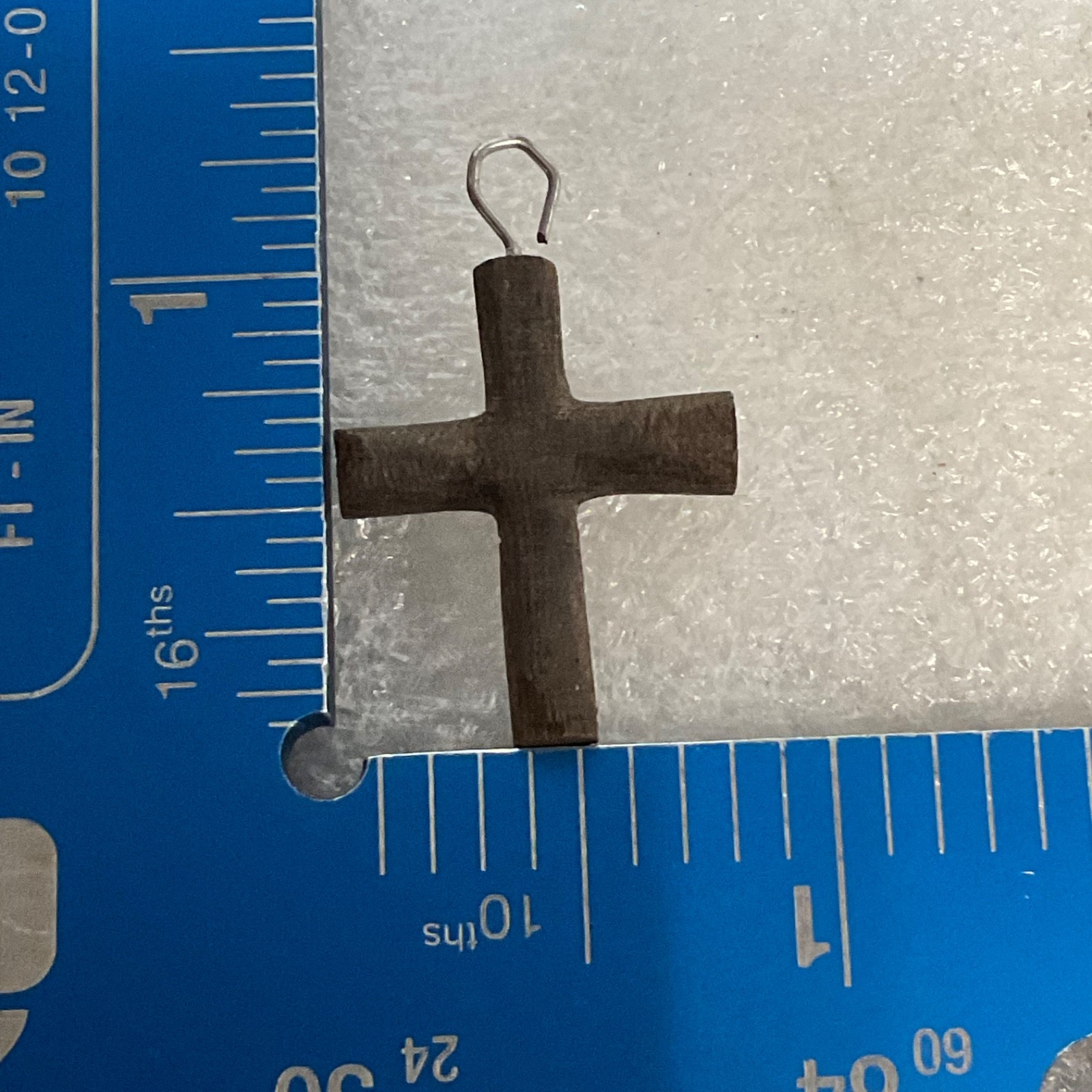Vintage Wooden Cross Pendant 1in Handmade Rustic Religious Jewelry 0.74g - Image 3