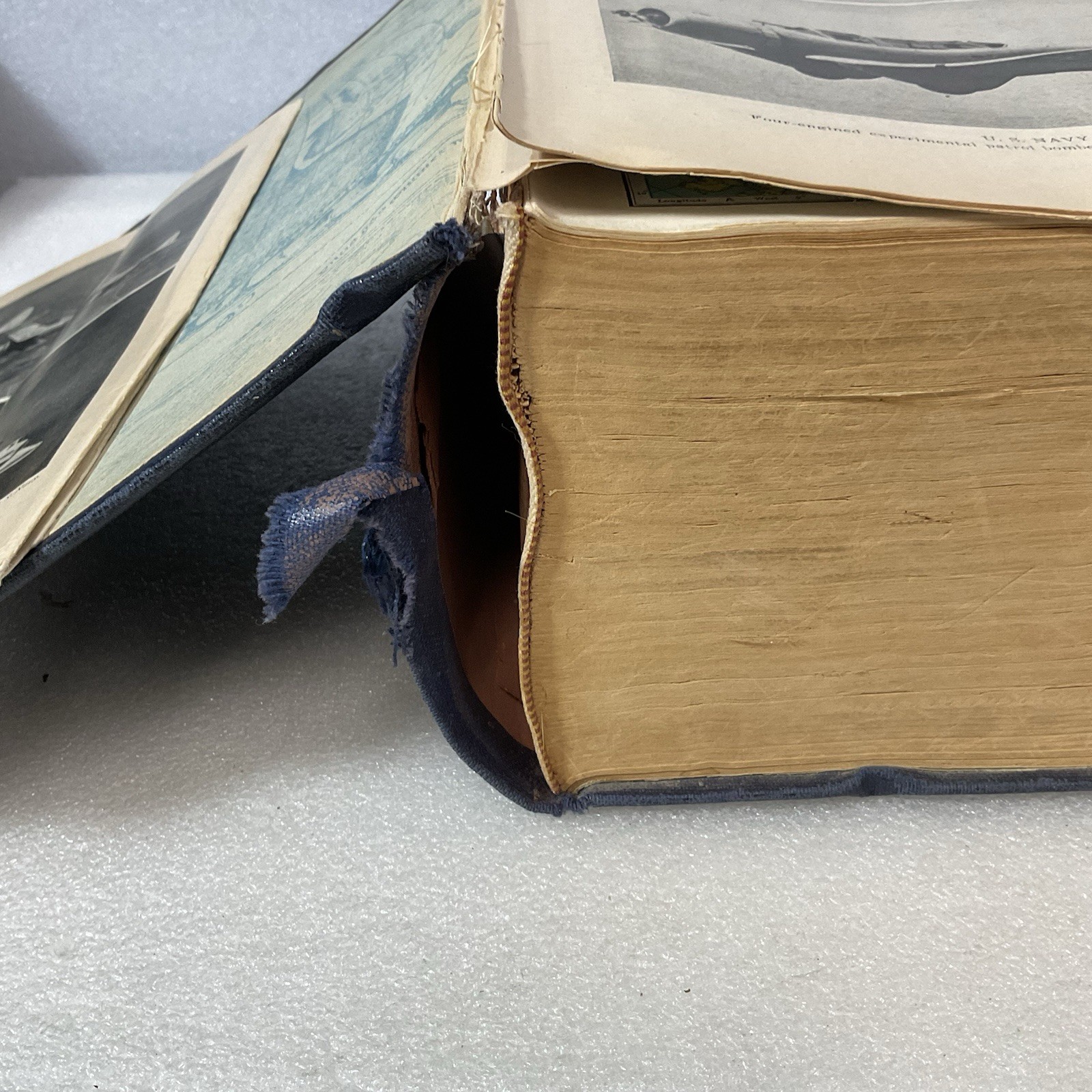 1943 Webster's New Twentieth Century Dictionary Unabridged - Worn - Image 10