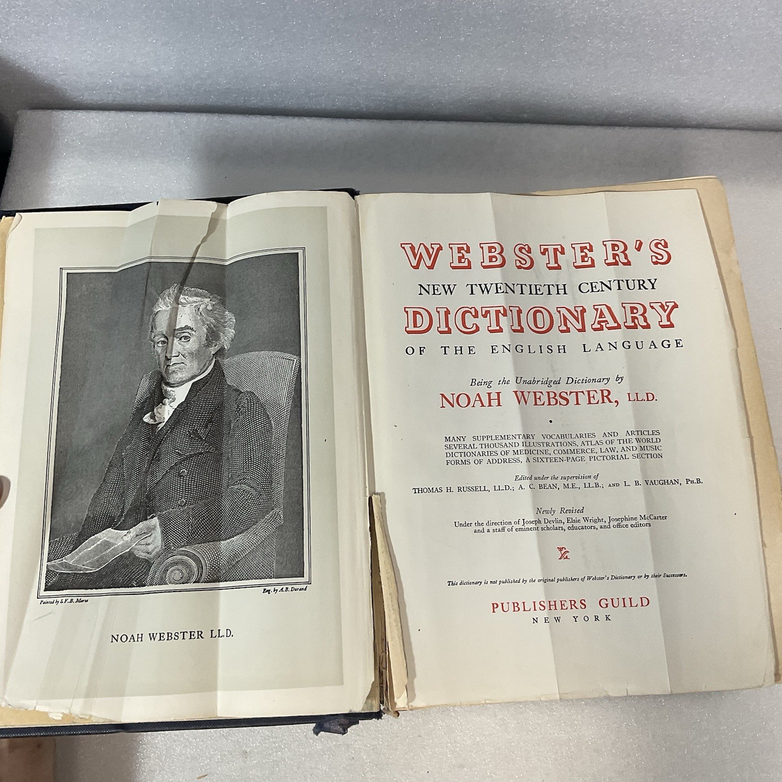 1943 Webster's New Twentieth Century Dictionary Unabridged - Worn - Image 11