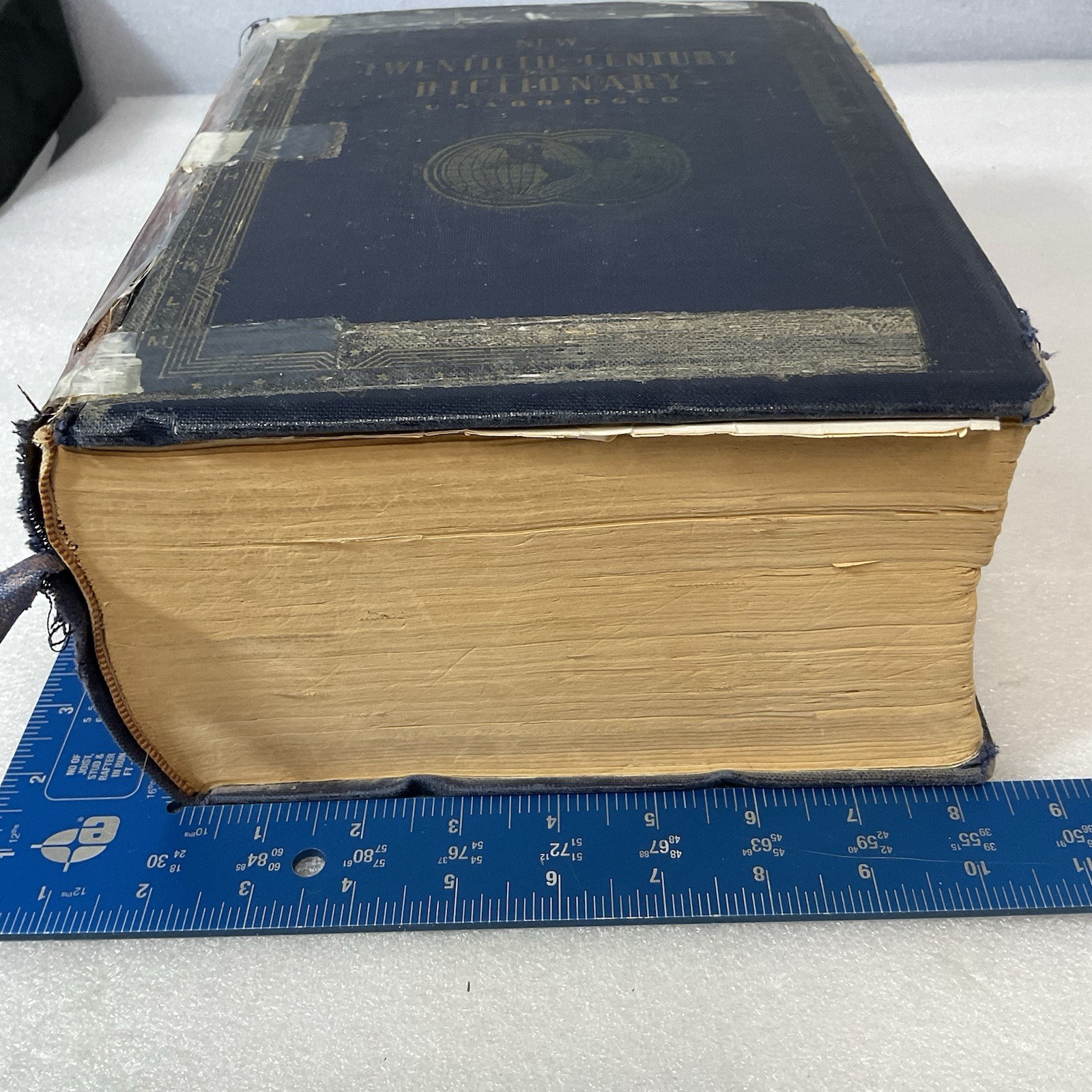 1943 Webster's New Twentieth Century Dictionary Unabridged - Worn - Image 13