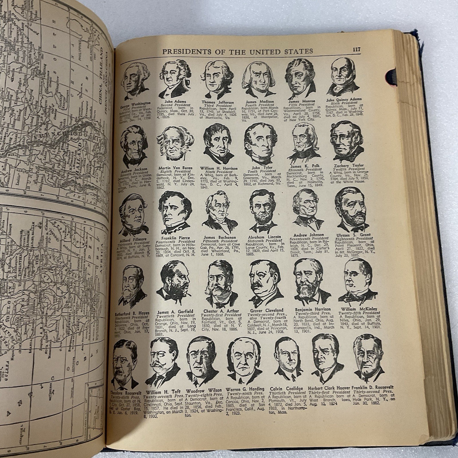 1943 Webster's New Twentieth Century Dictionary Unabridged - Worn - Image 16