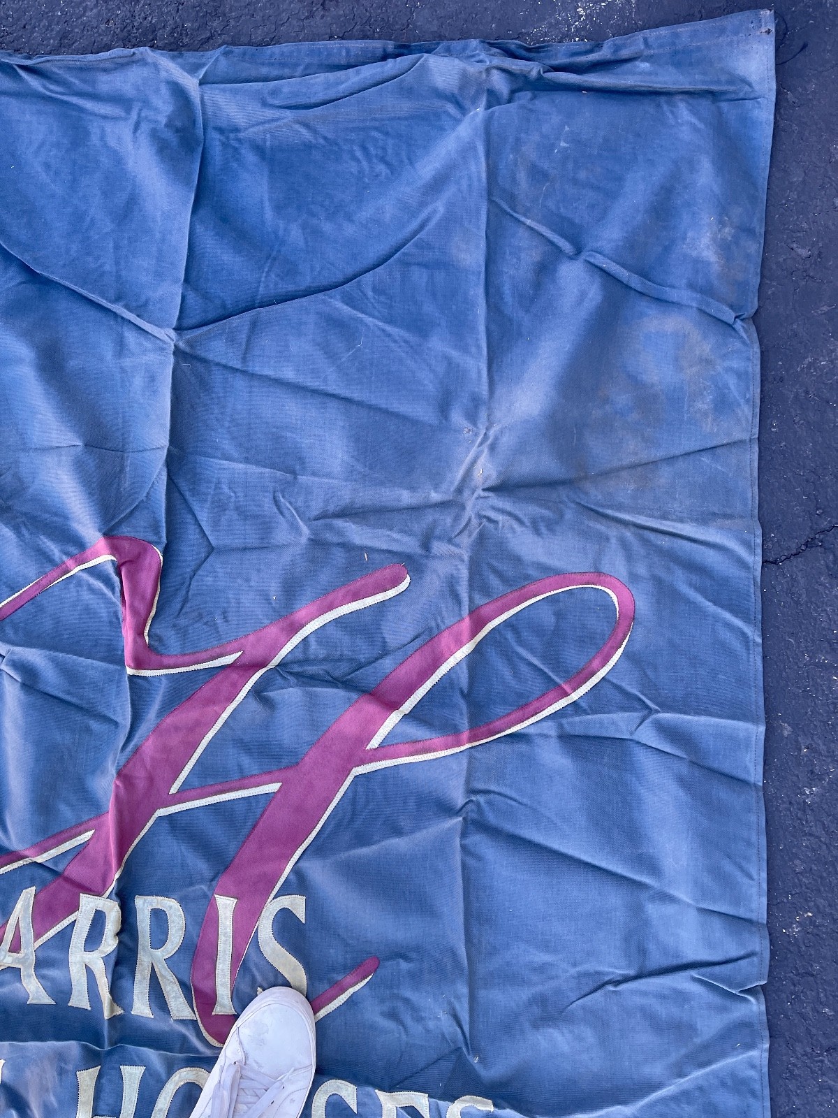 Harris Show Horses 90in x 56in Canvas Banner by Penngard USA Vintage Equestrian - Image 6