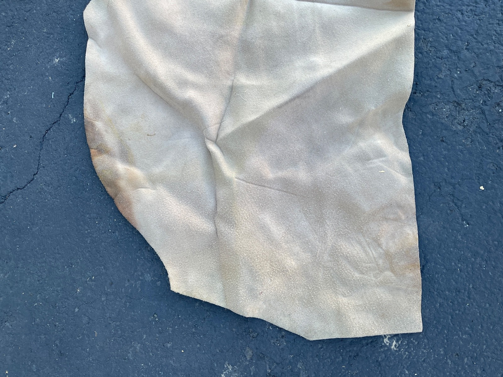 Vintage Leather Hide Saddle Underlay 50in x 30in Natural Tanned Piece - Image 7