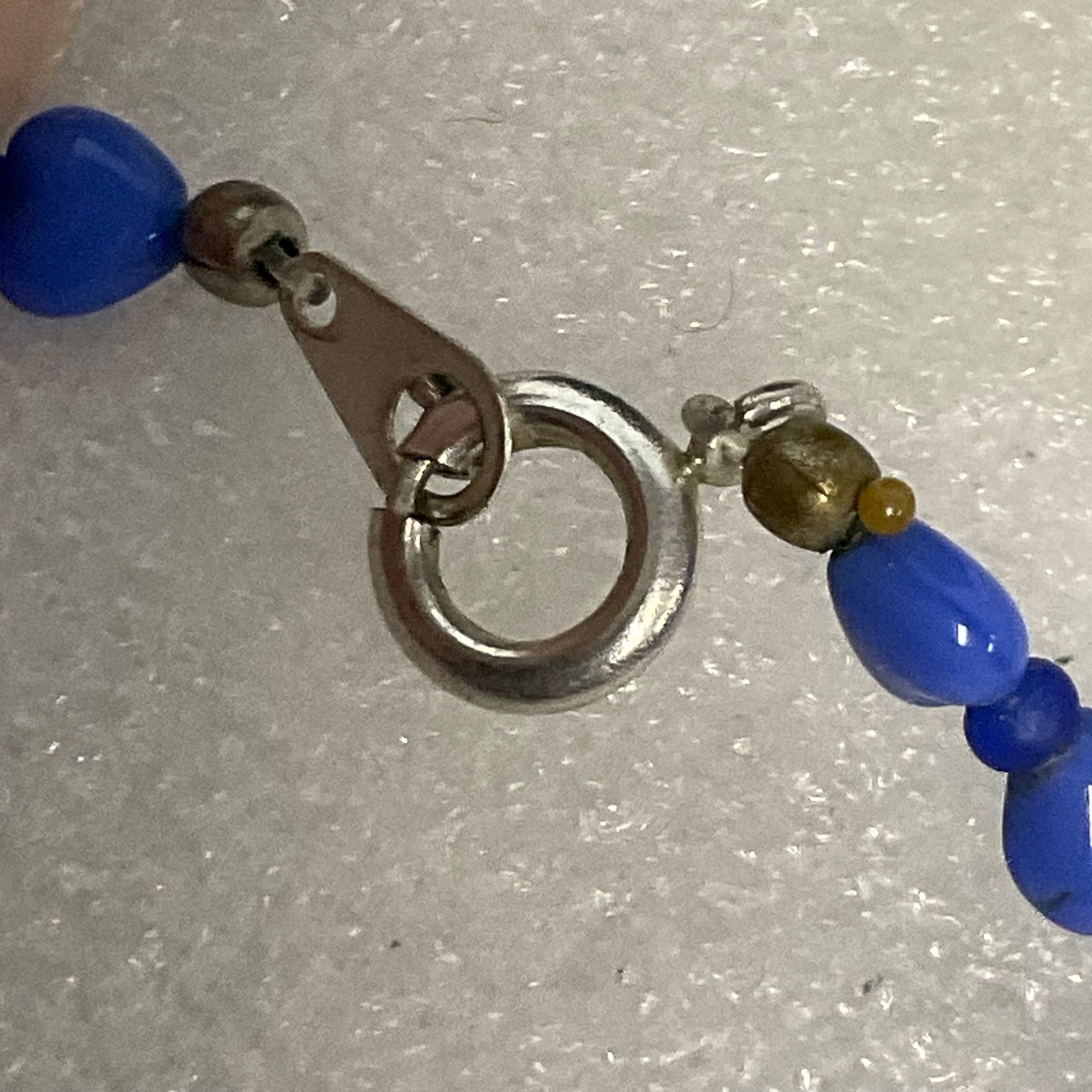 15in Blue Beaded Necklace Glass Beads Silver Tone Clasp Handmade Jewelry 16.25g - Image 4