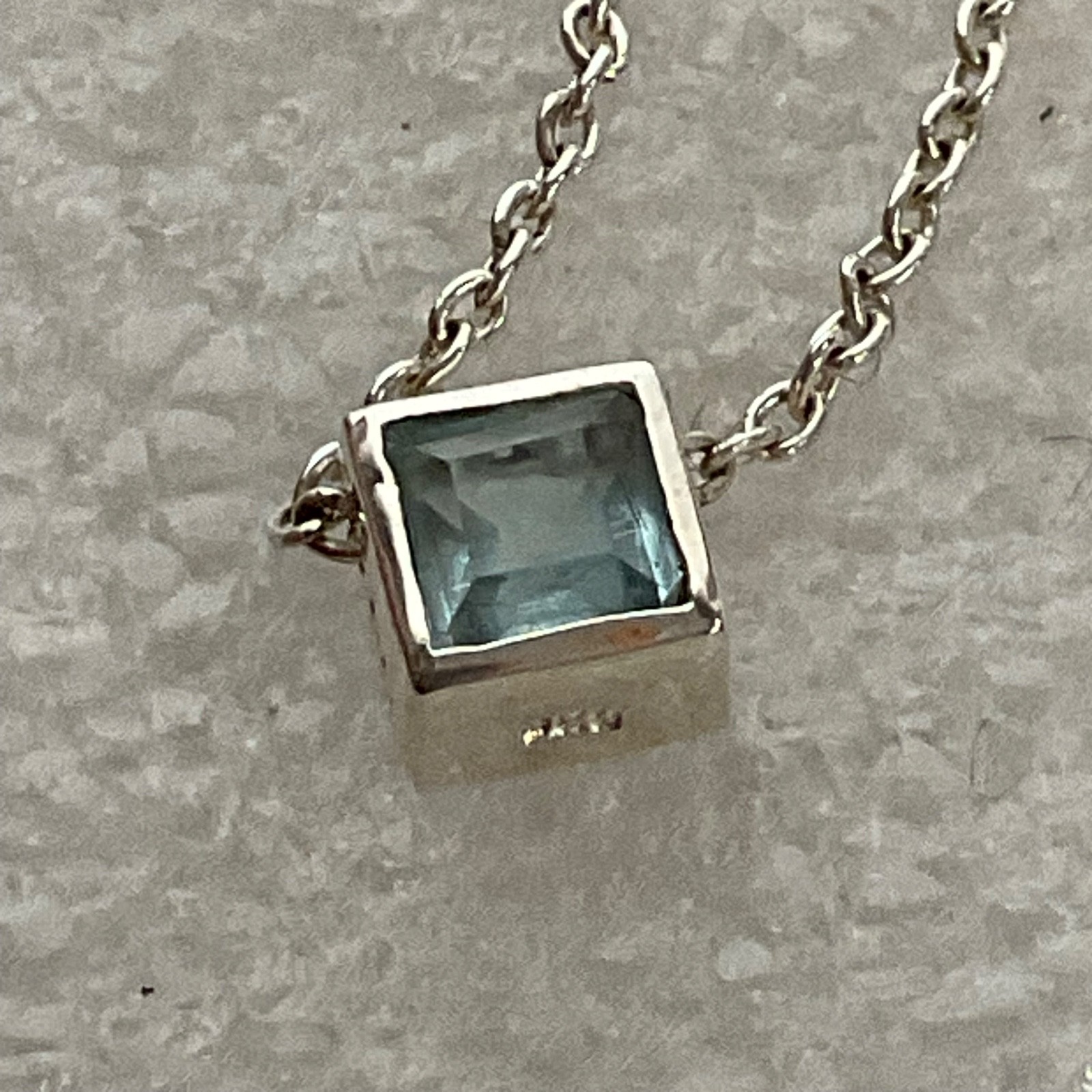 16in Sterling Silver Necklace Square Blue Gem Pendant 2.83g Minimalist Jewelry - Image 6