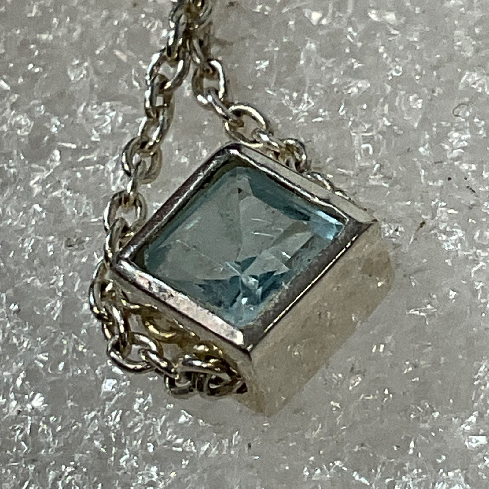 16in Sterling Silver Necklace Square Blue Gem Pendant 2.83g Minimalist Jewelry - Image 11