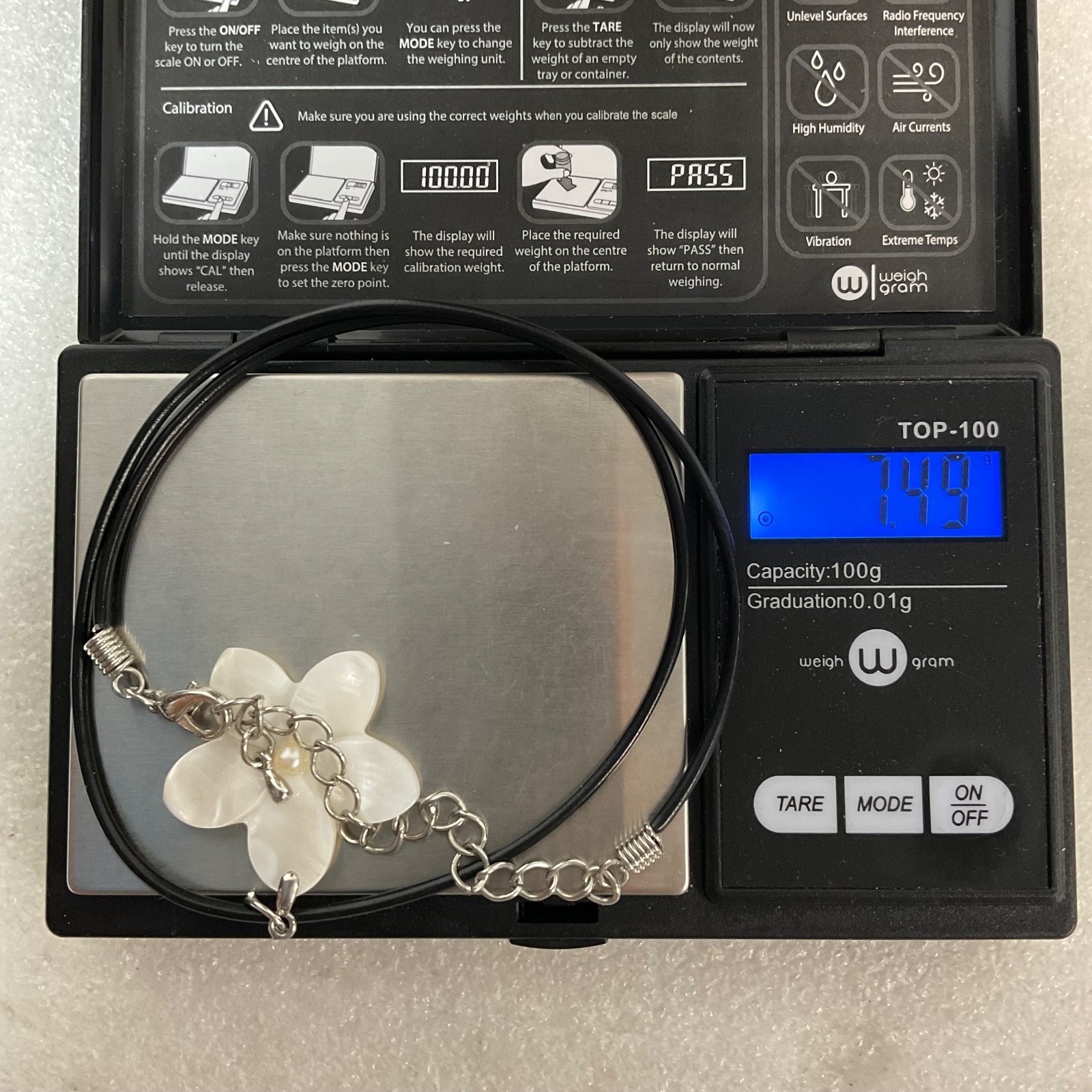 18in White Shell Flower Pendant Necklace Black Cord Adjustable Jewelry - Image 5