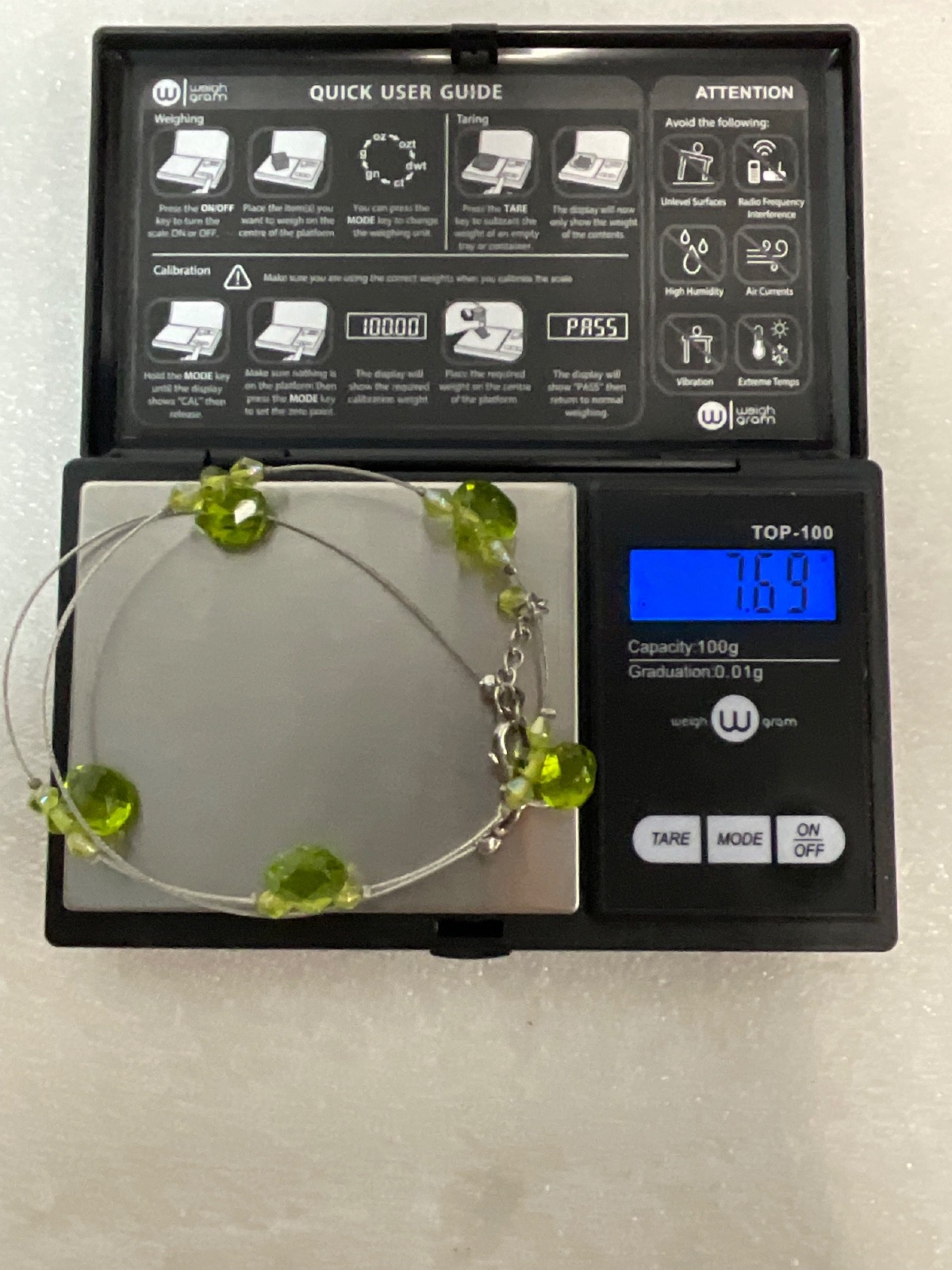 16in Express Green Glass Bead Necklace Silver Tone Wire Minimalist Jewelry - Image 8