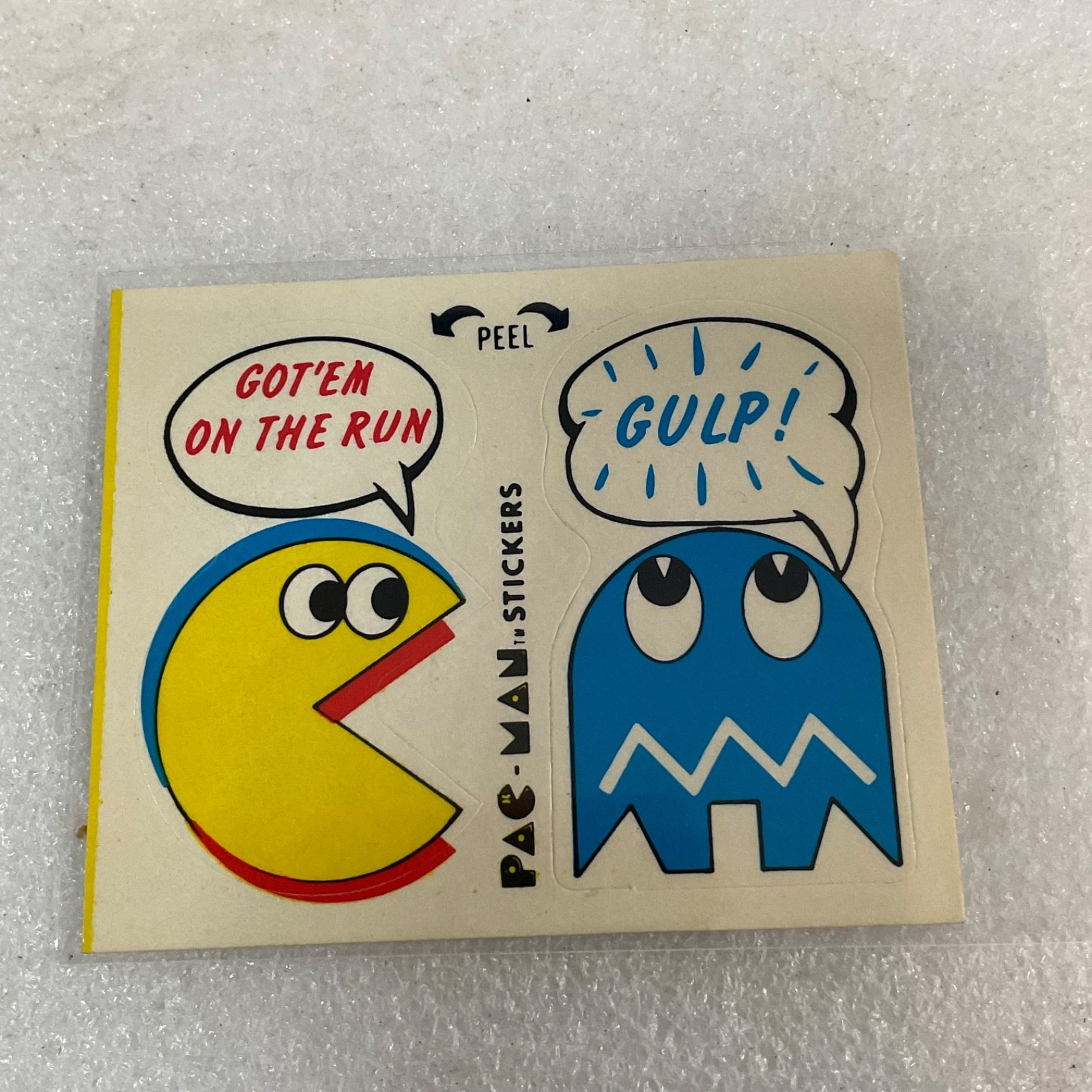 1980 Fleer Pac-Man Sticker #40 Got'em On The Run Gulp Ungraded - Image 1