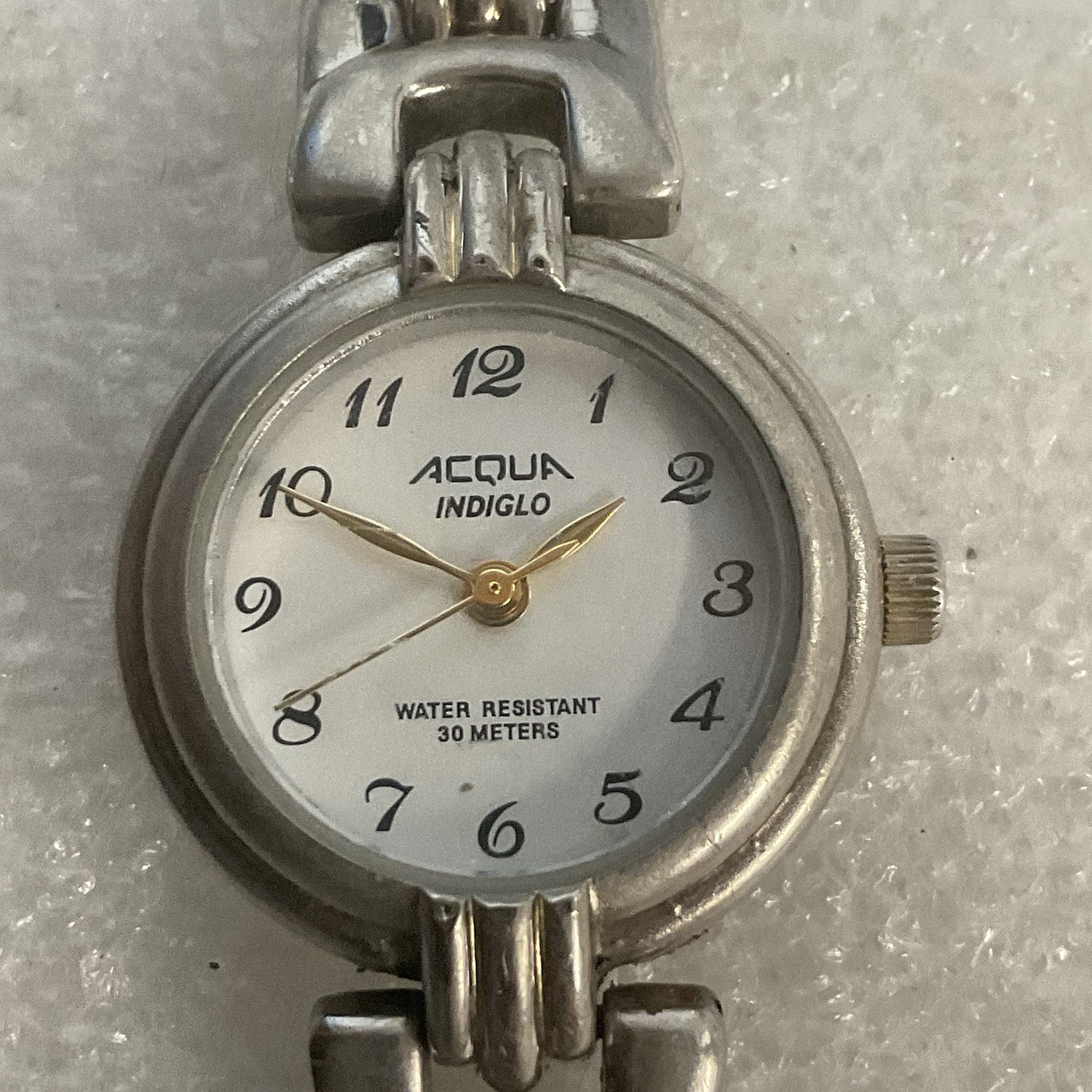 Acqua Indiglo water resistant 30 Meters M9 Silver Toned Watch - Image 1