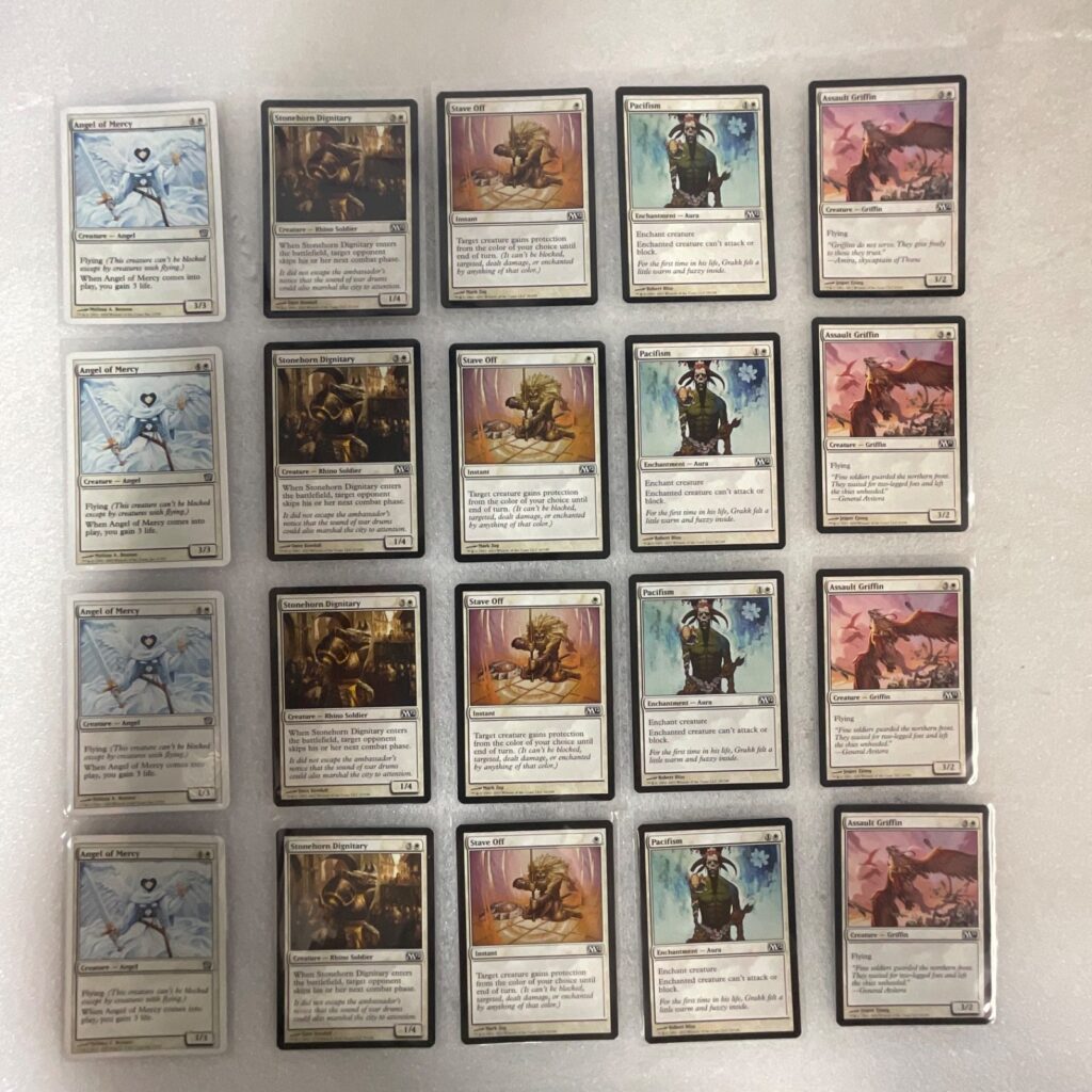 MTG 20 Card White Lot M12 Mixed w/ Pacifism Gideon's Lawkeeper Griffin Sentinel - Image 1