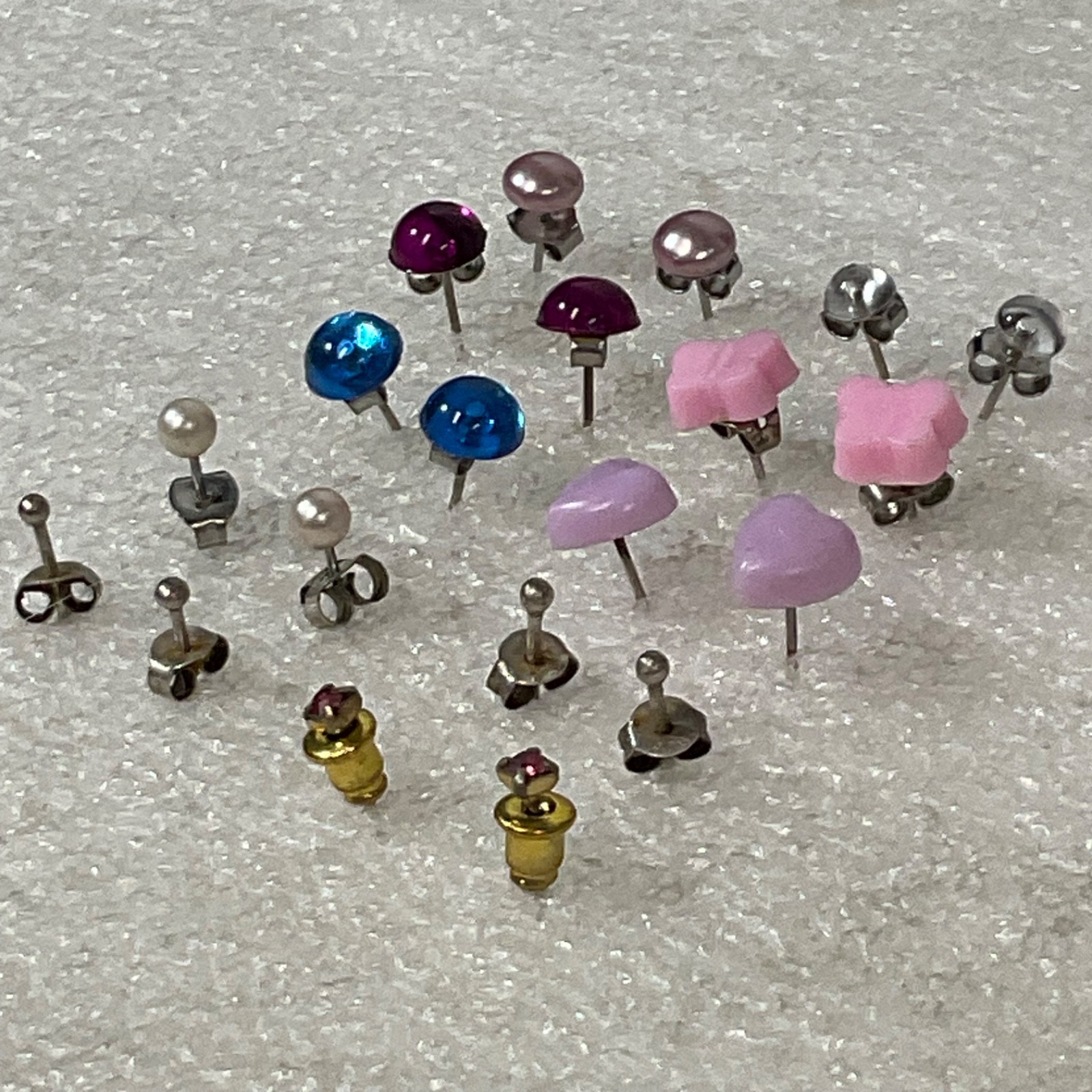 Lot of 10 Pairs Fashion Stud Earrings Mixed Colors Shapes Hearts Butterflies - Image 3