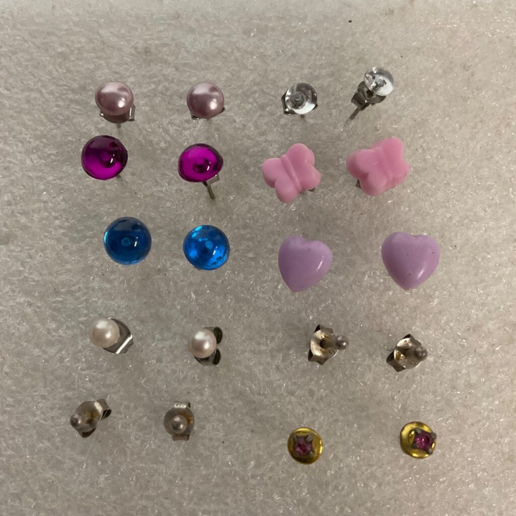 Lot of 10 Pairs Fashion Stud Earrings Mixed Colors Shapes Hearts Butterflies - Image 1